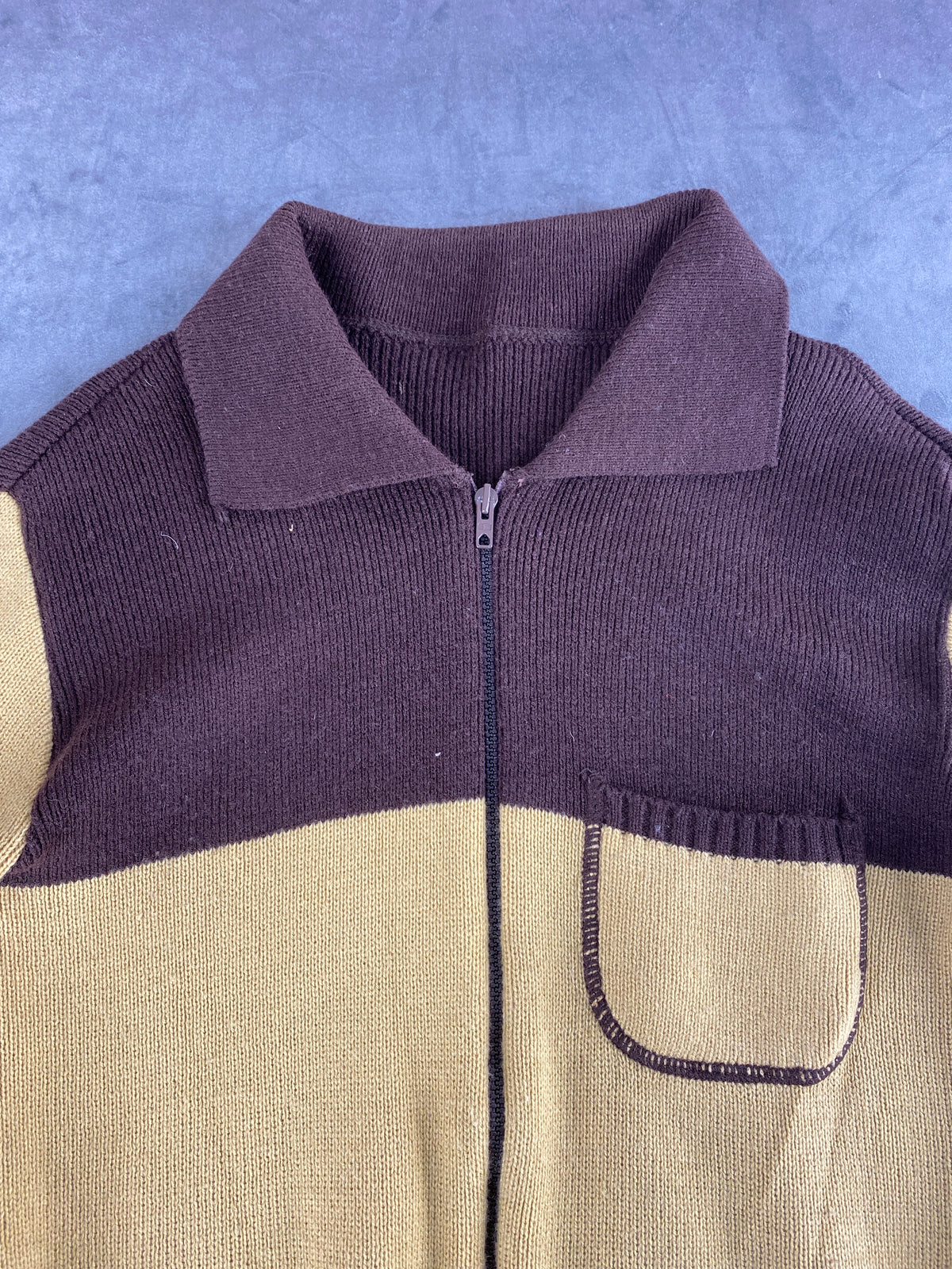 Cardigan zip in maglia color-block senape e marrone vintage – Uomo Taglia M