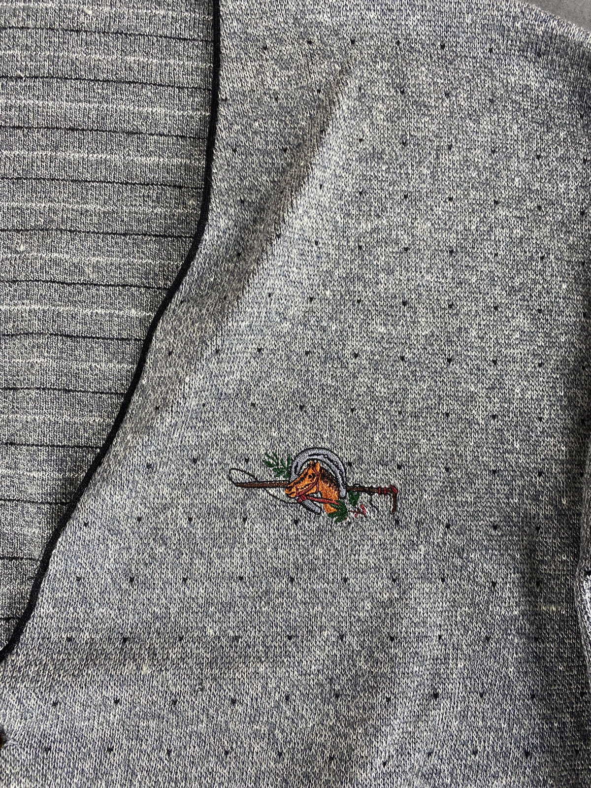 Cardigan in lana grigio con ricamo equestre vintage – Uomo Taglia L