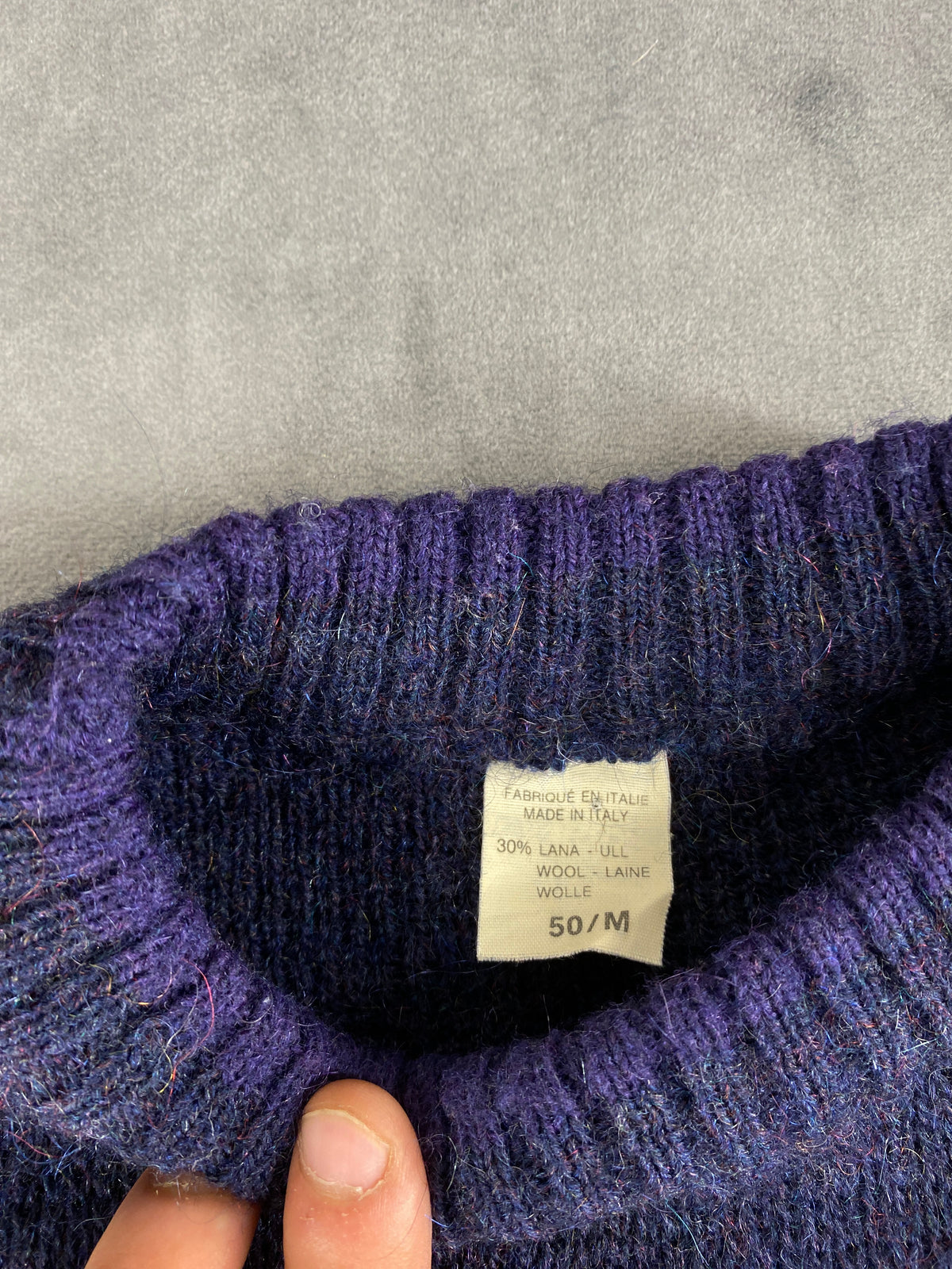 Maglione girocollo in lana blu-viola con banda vintage – Uomo Taglia M (IT 50)