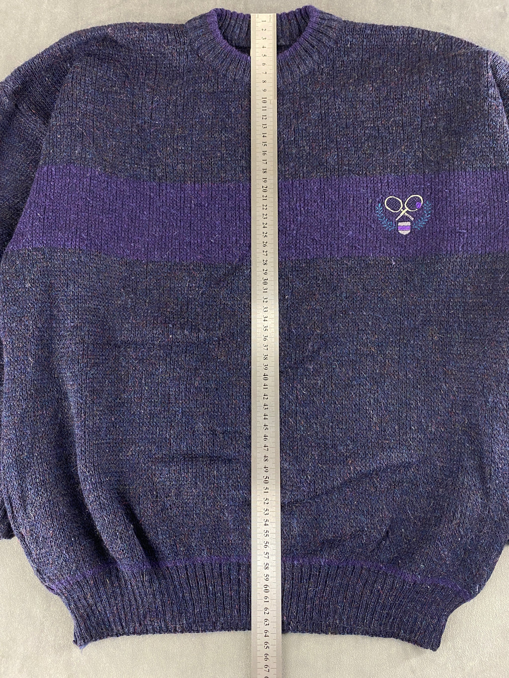 Maglione girocollo in lana blu-viola con banda vintage – Uomo Taglia M (IT 50)