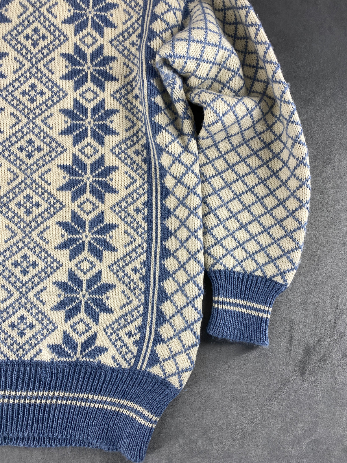 Maglione girocollo norvegese in lana bianco e blu Dale of Norway vintage – Uomo Taglia M