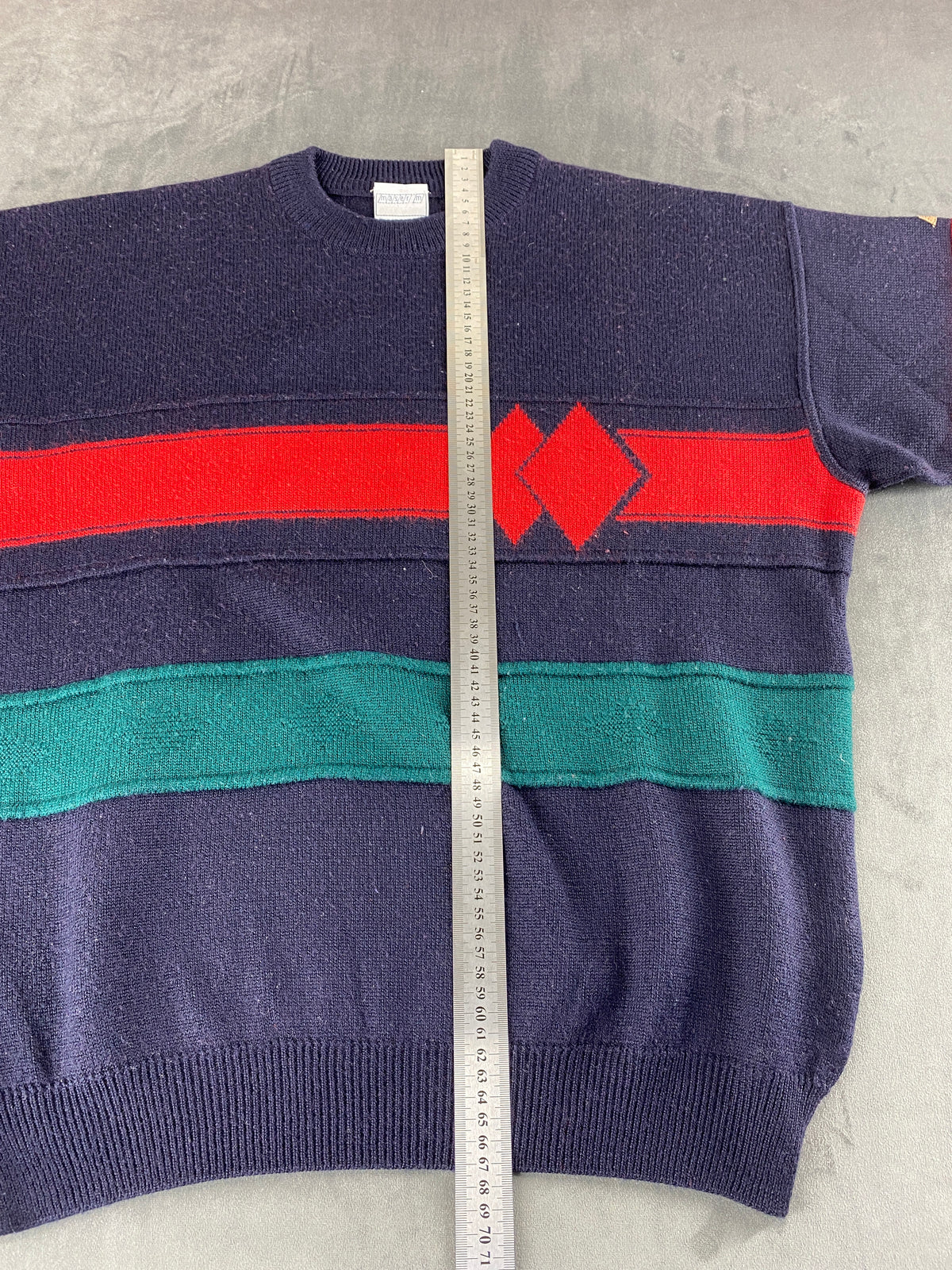 Maglione girocollo blu navy con banda rossa e verde vintage – Uomo Taglia L (IT 52)