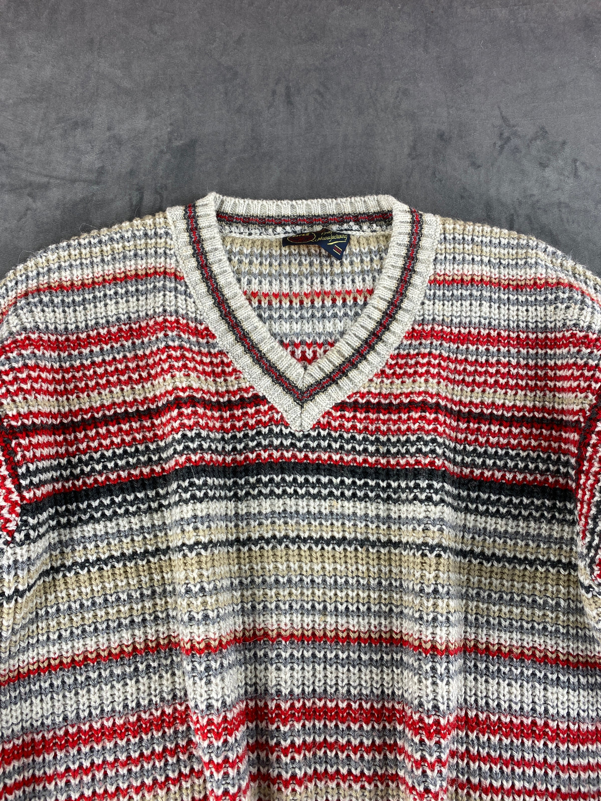 Maglione scollo a V righe Rifle grigio rosso vintage – Uomo Taglia L