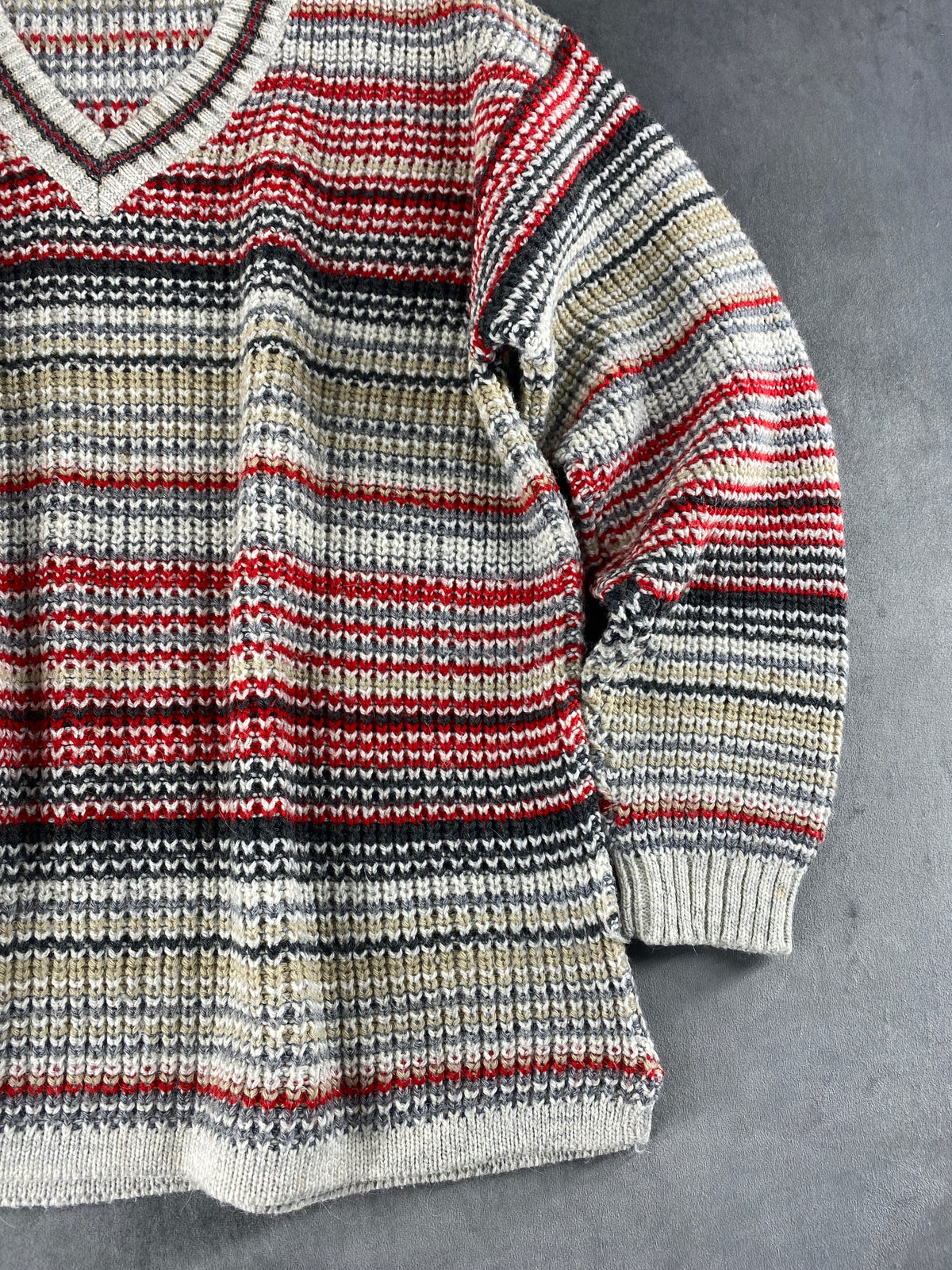 Maglione scollo a V righe Rifle grigio rosso vintage – Uomo Taglia L
