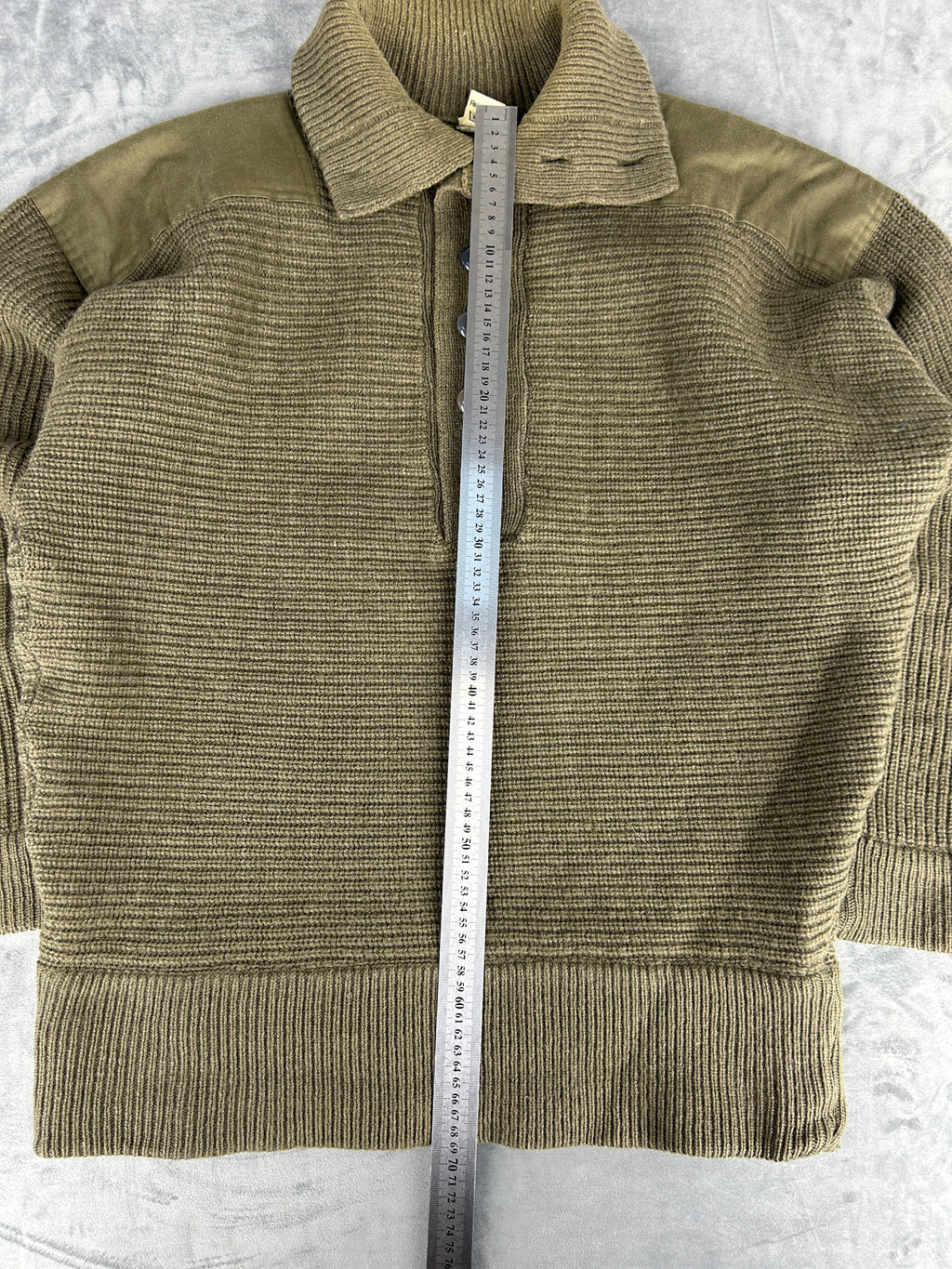Maglione militare verde in lana vintage – Uomo Taglia M