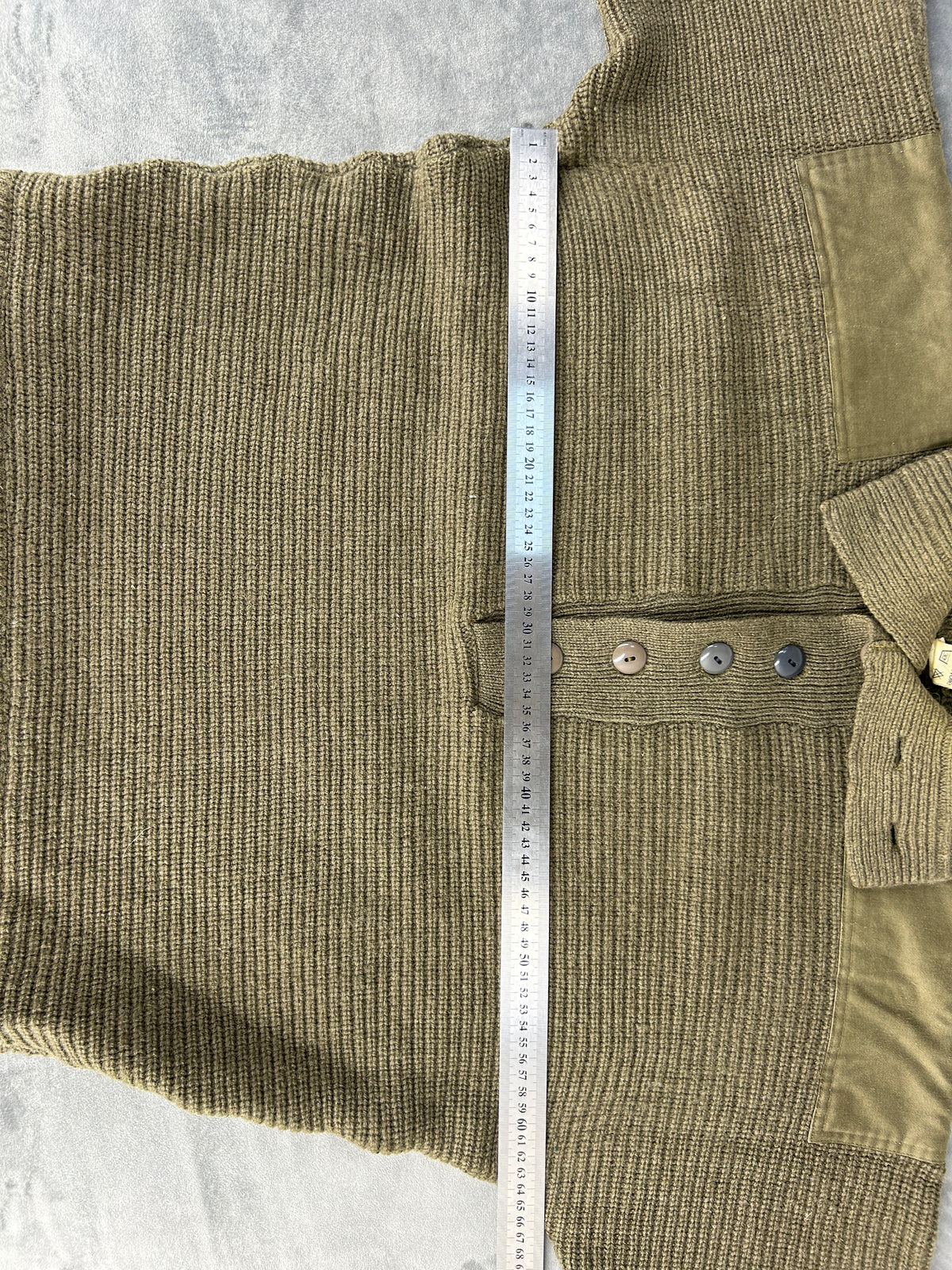 Maglione militare verde in lana vintage – Uomo Taglia M