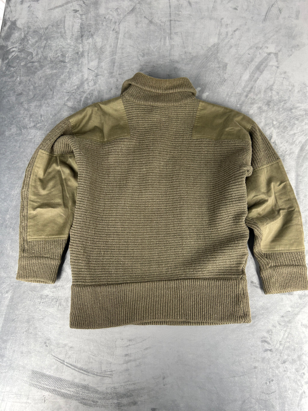 Maglione militare verde in lana vintage – Uomo Taglia M