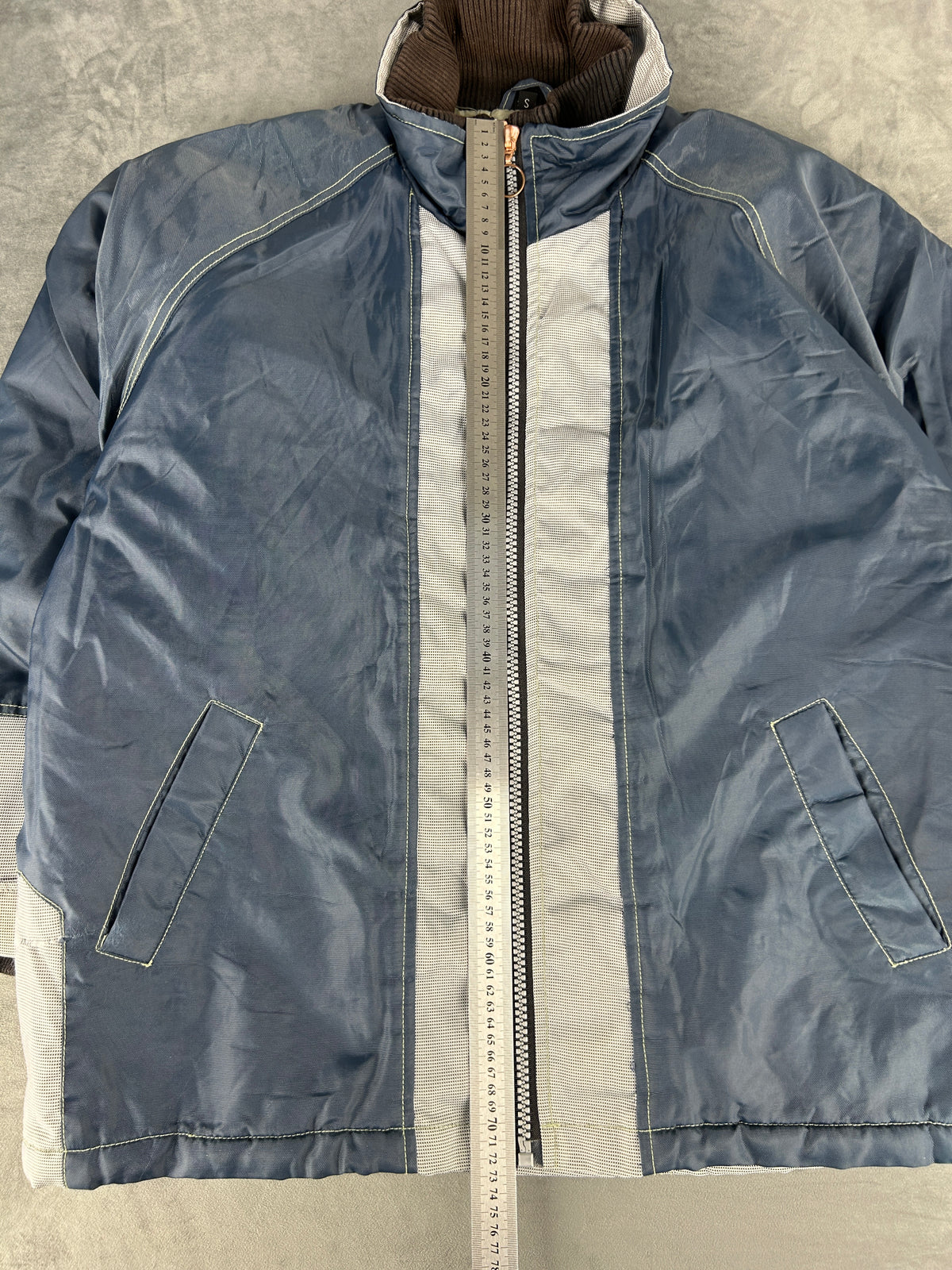 Giacca a vento imbottita azzurra e grigia SCS vintage – Uomo Taglia S