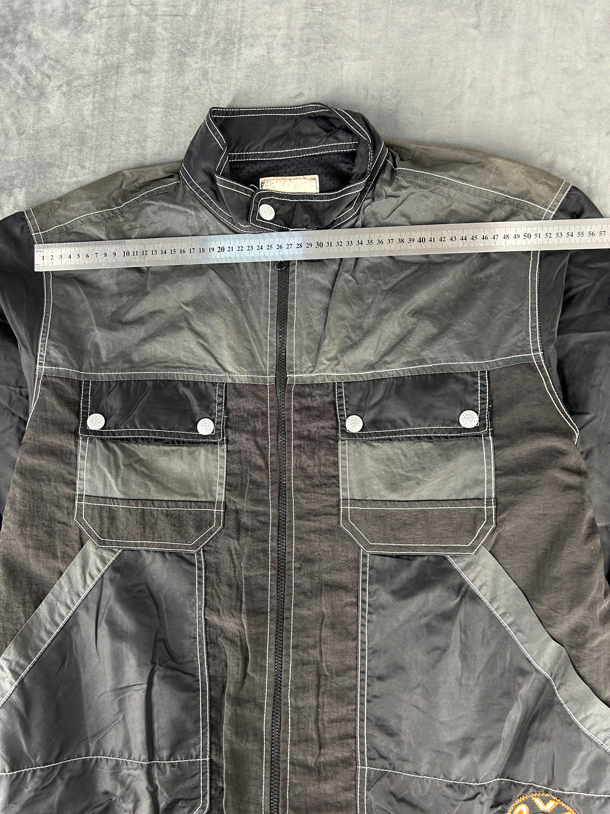 Giacca nera e grigia in nylon vintage – Uomo Taglia L
