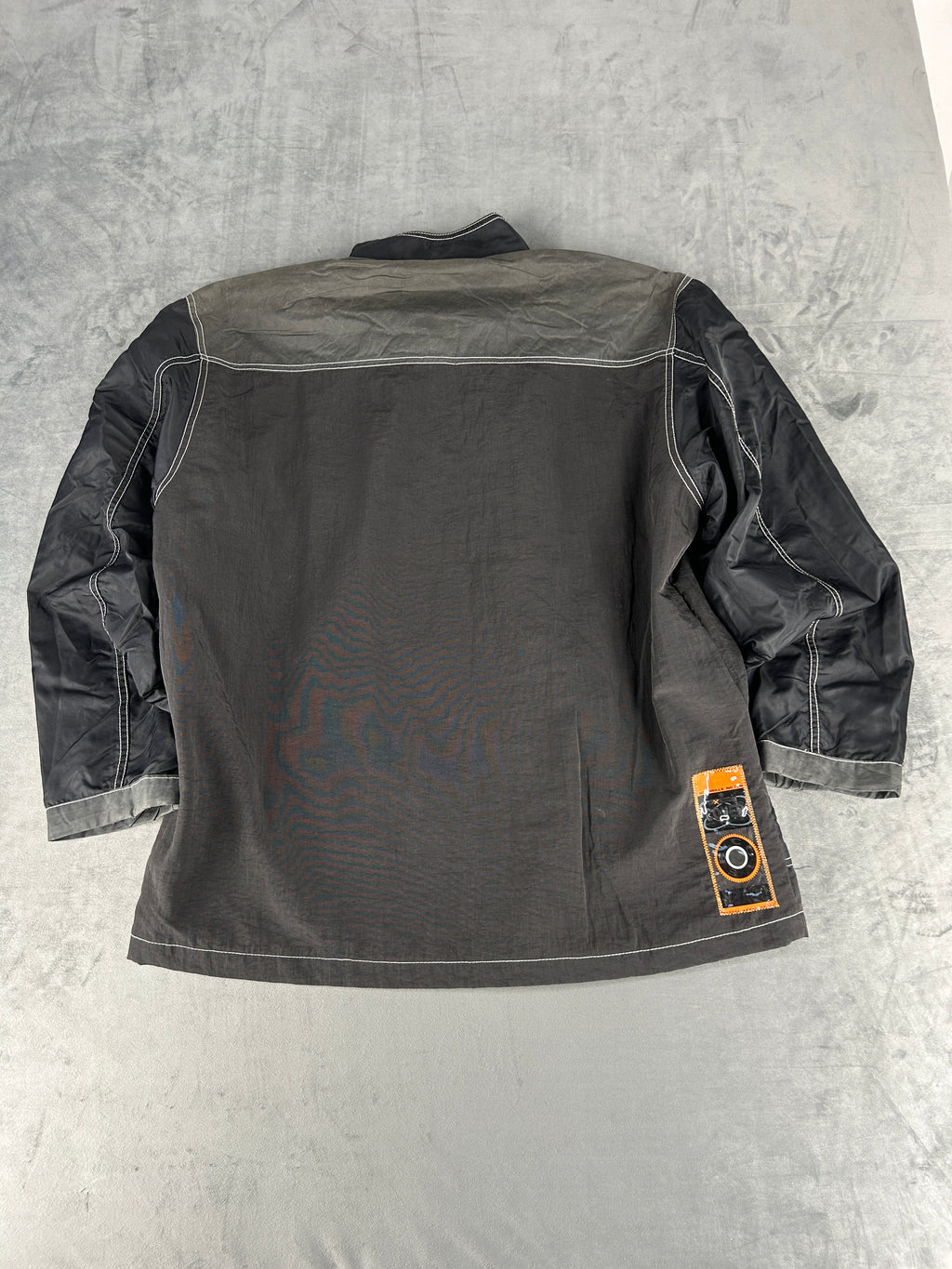 Giacca nera e grigia in nylon vintage – Uomo Taglia L