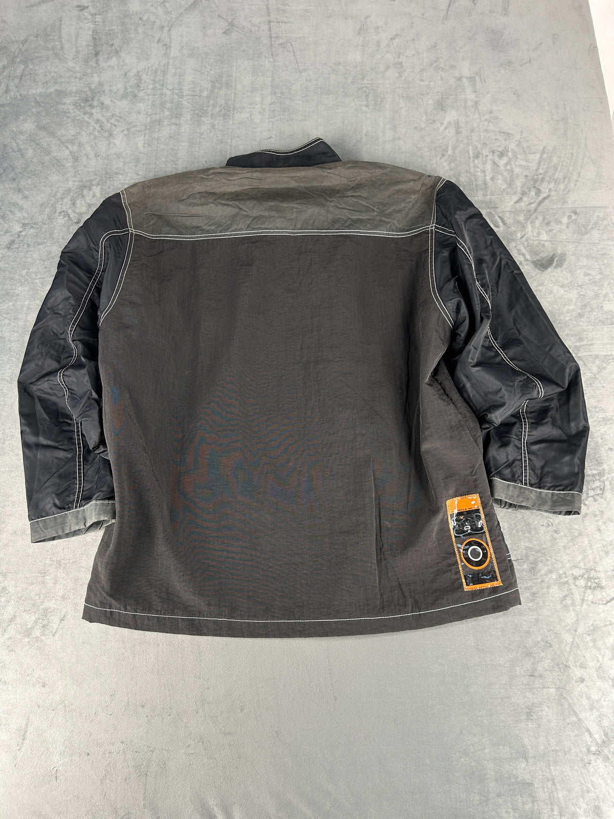Giacca nera e grigia in nylon vintage – Uomo Taglia L