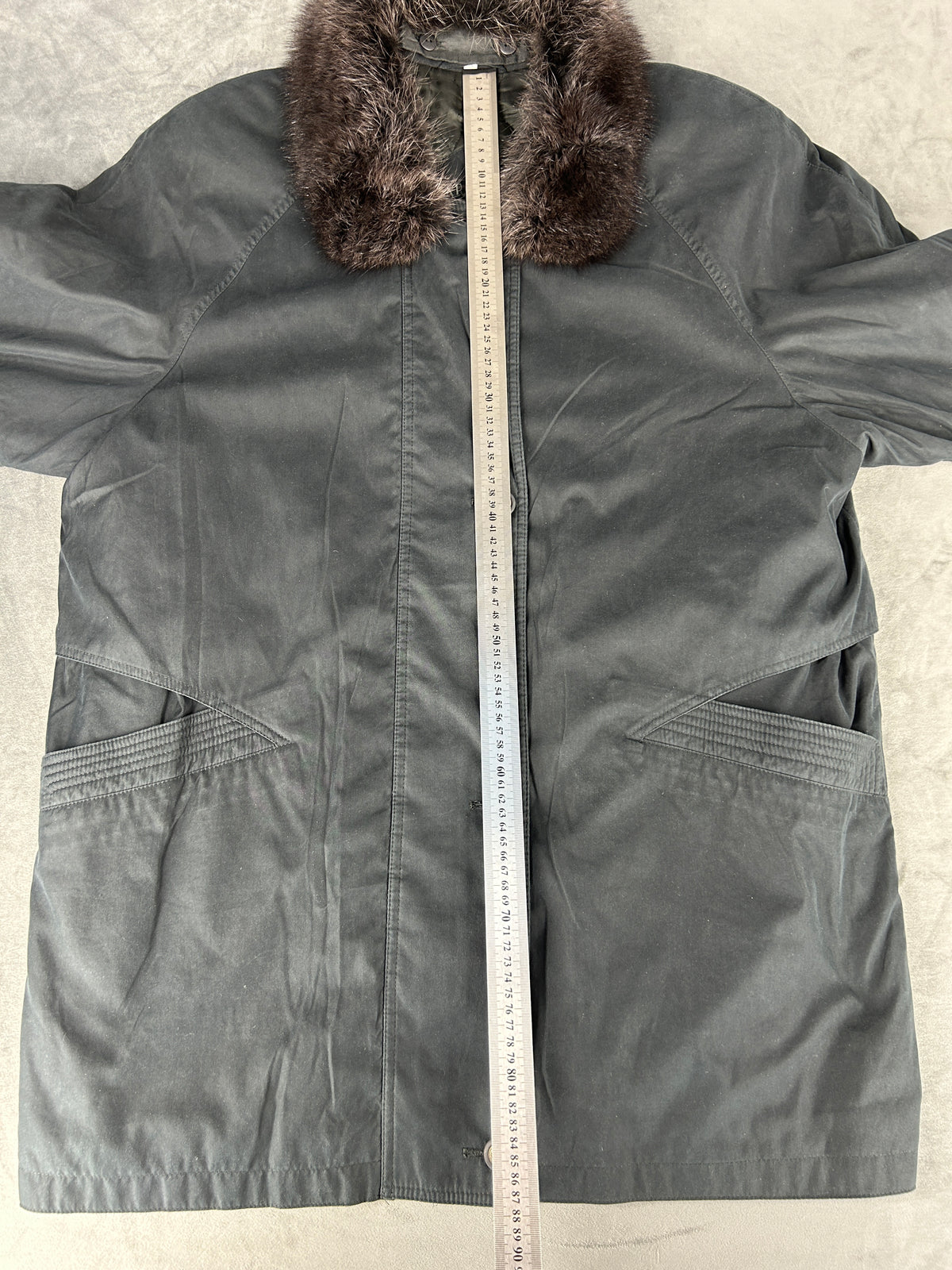 Parka grigio scuro collo in pelliccia vintage – Donna Taglia M (IT 42)