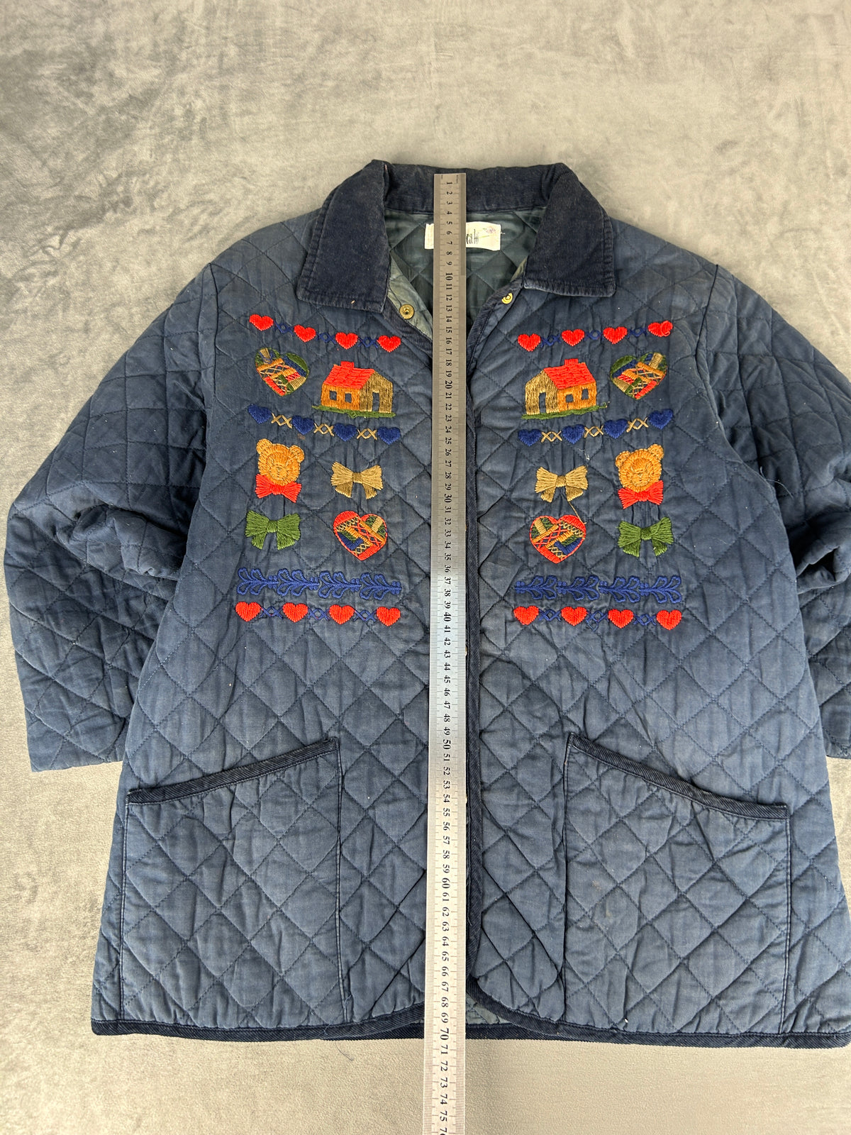 Giacca trapuntata blu navy ricami folk vintage – Donna Taglia L