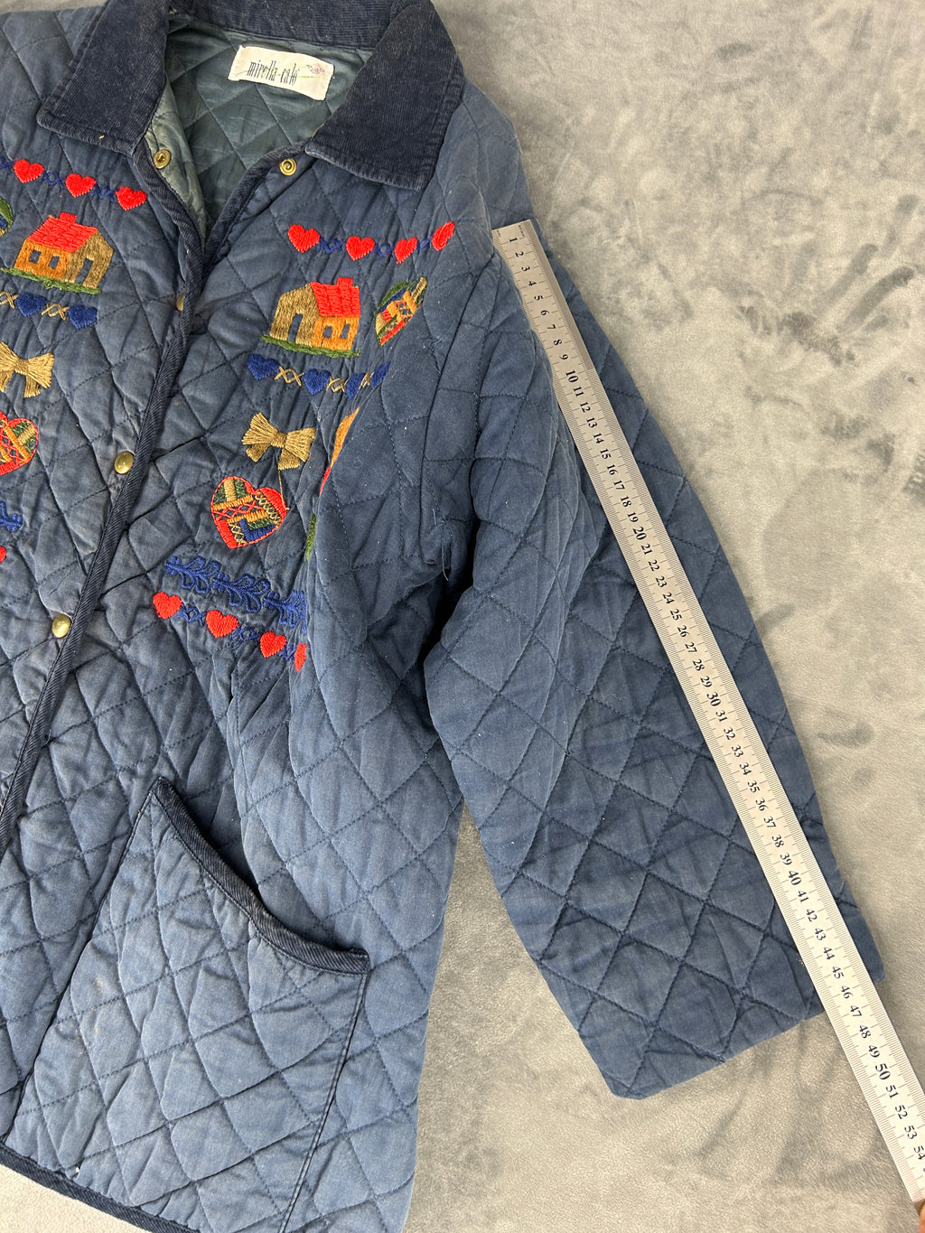 Giacca trapuntata blu navy ricami folk vintage – Donna Taglia L