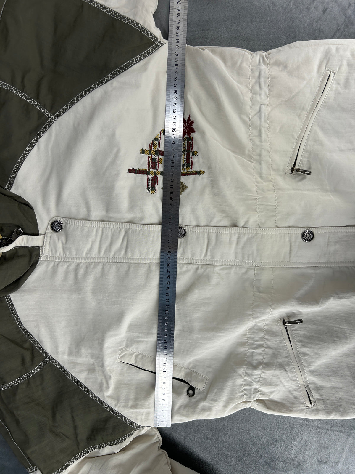 Giacca a vento bianca e verde militare vintage anni 90 – Donna Taglia XL