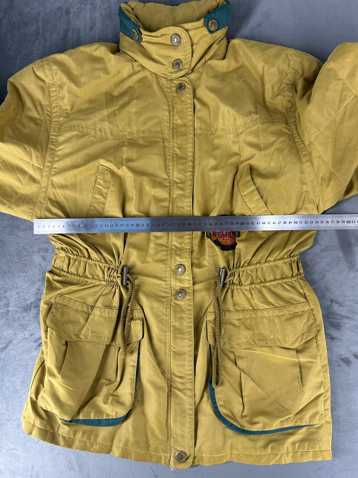 Giaccone giallo senape collo verde vintage – Donna Taglia M