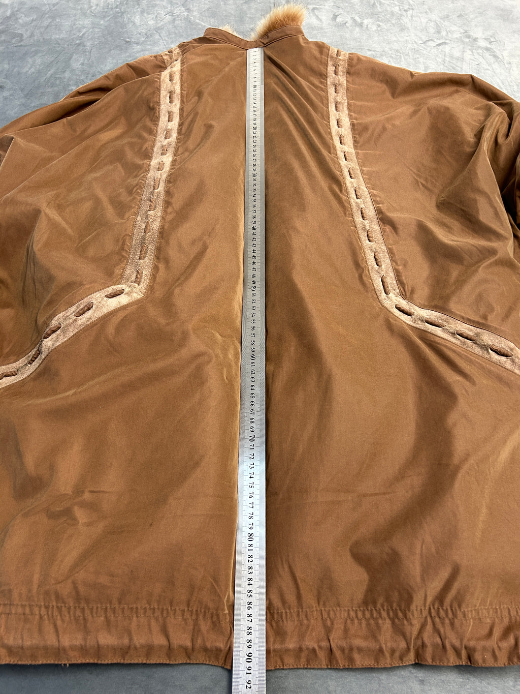 Parka cammello Mazzi collo in pelliccia vintage – Donna Taglia L