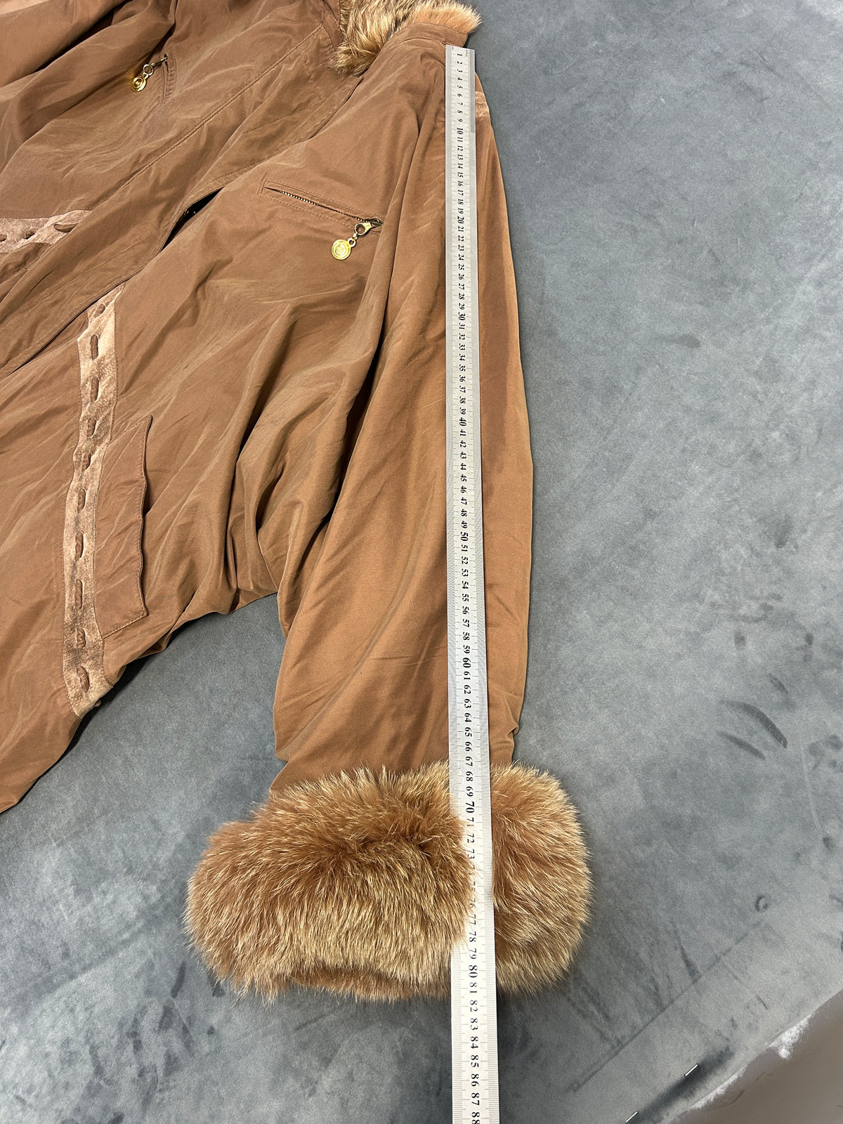 Parka cammello Mazzi collo in pelliccia vintage – Donna Taglia L