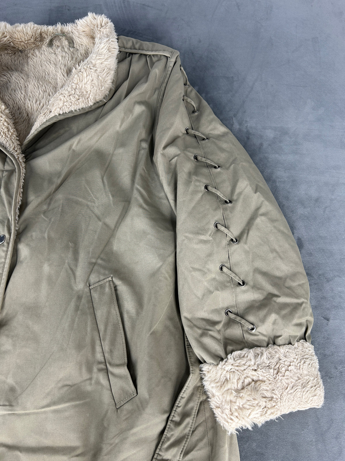 Soprabito verde militare collo in sherpa vintage – Donna Taglia L