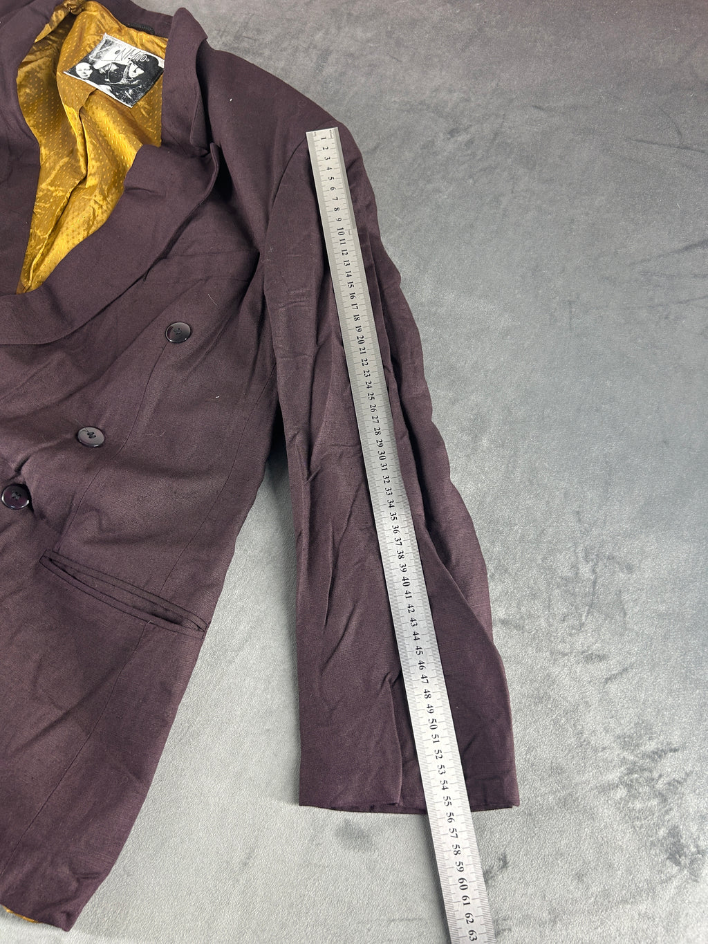 Blazer doppiopetto prugna con fodera gialla vintage – Uomo Taglia L