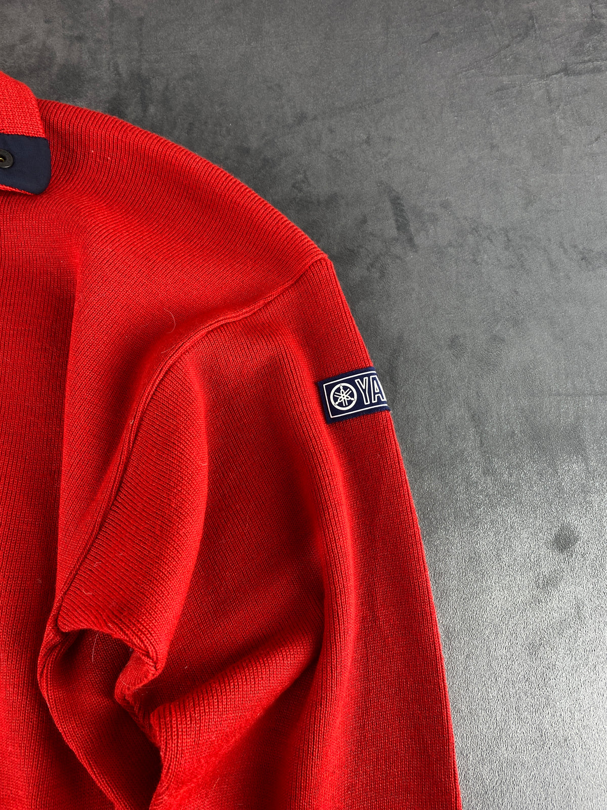 Maglione colletto polo rosso Yamaha vintage – Uomo Taglia L