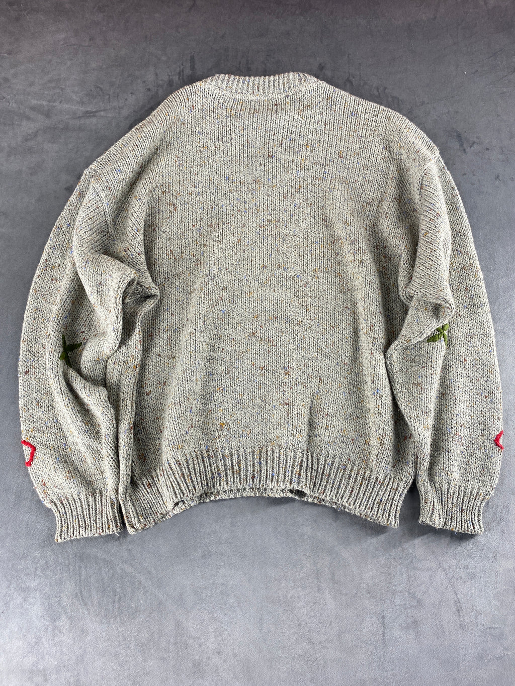 Maglione girocollo lana beige simboli ricamati vintage – Donna Taglia XL