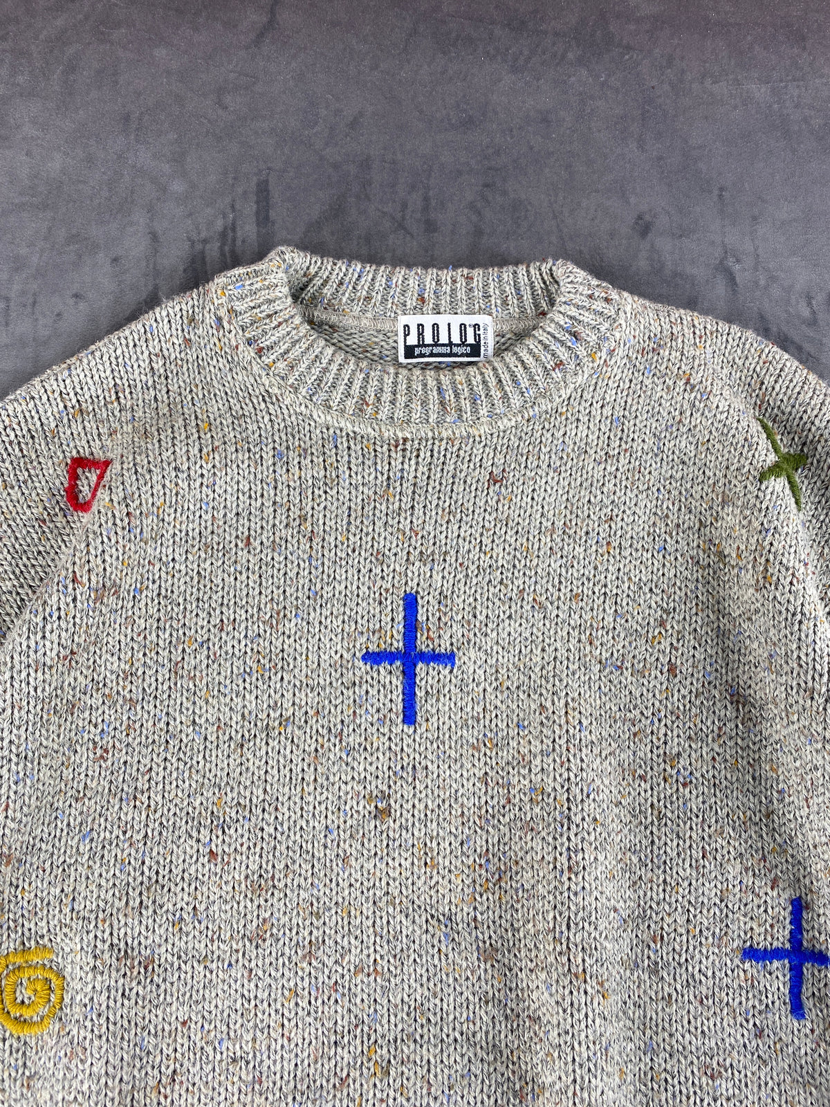 Maglione girocollo lana beige simboli ricamati vintage – Donna Taglia XL