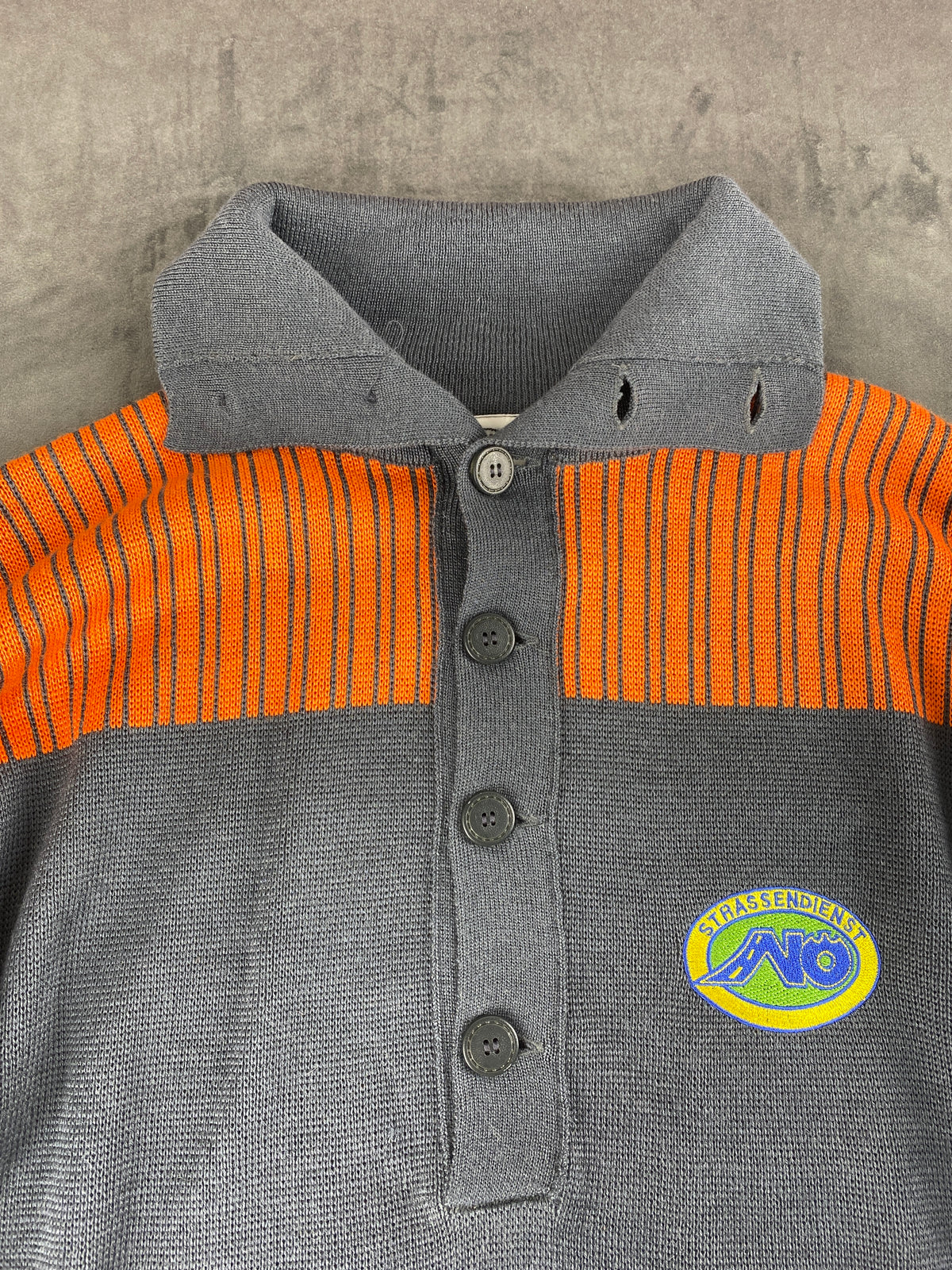 Maglione colletto bottoni Trenka grigio arancione workwear vintage – Uomo Taglia L