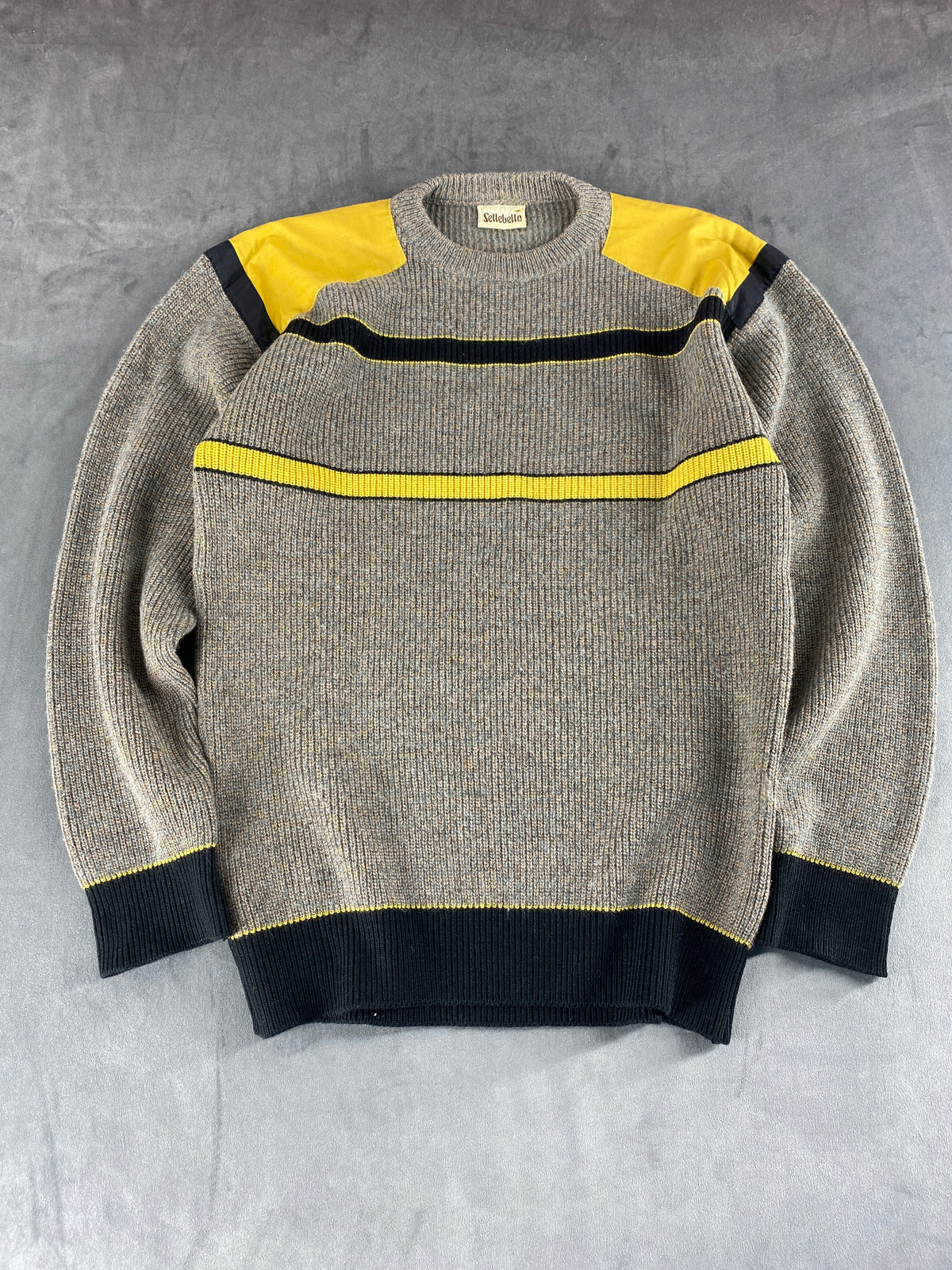 Maglione girocollo lana grigio banda gialla blu vintage – Uomo Taglia L