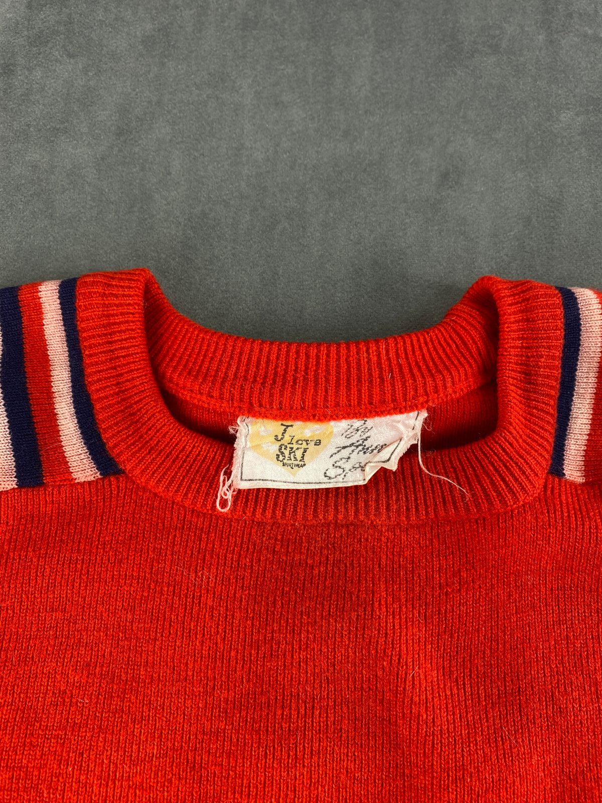 Maglione girocollo rosso bordi righe vintage – Donna Taglia XL