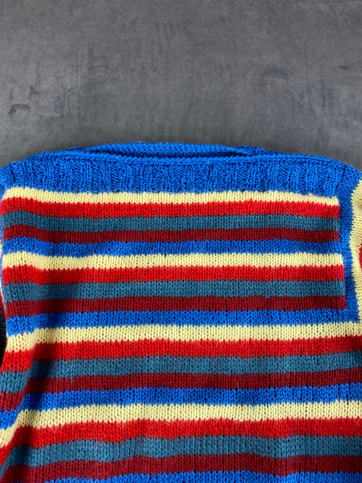 Maglione girocollo a righe multicolore vintage – Donna Taglia XL