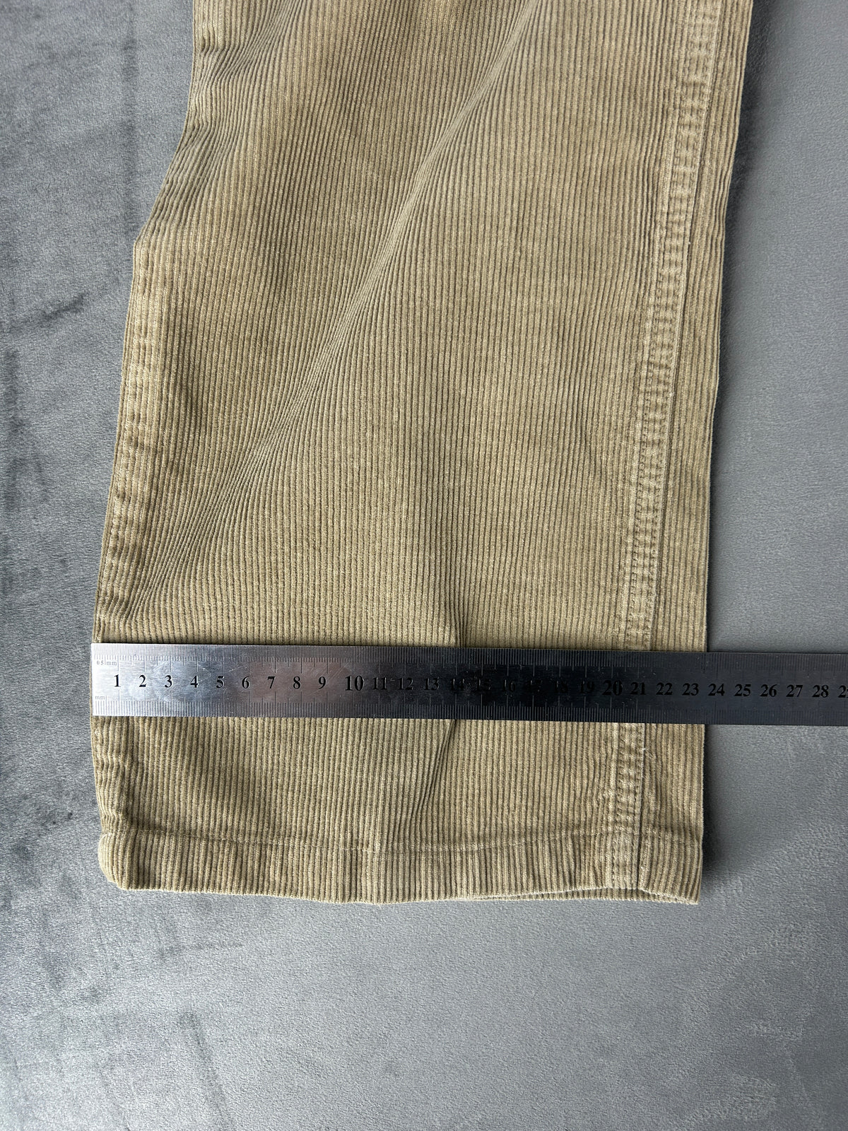 Pantaloni velluto a coste Woolrich beige – Uomo Taglia L (IT 40)