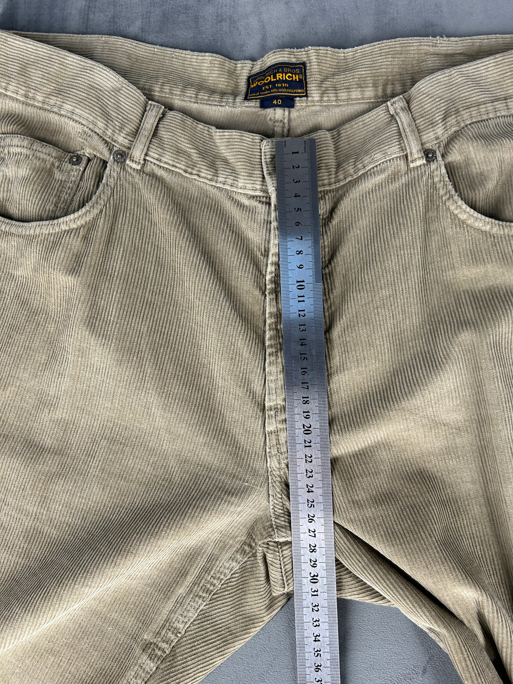 Pantaloni velluto a coste Woolrich beige – Uomo Taglia L (IT 40)