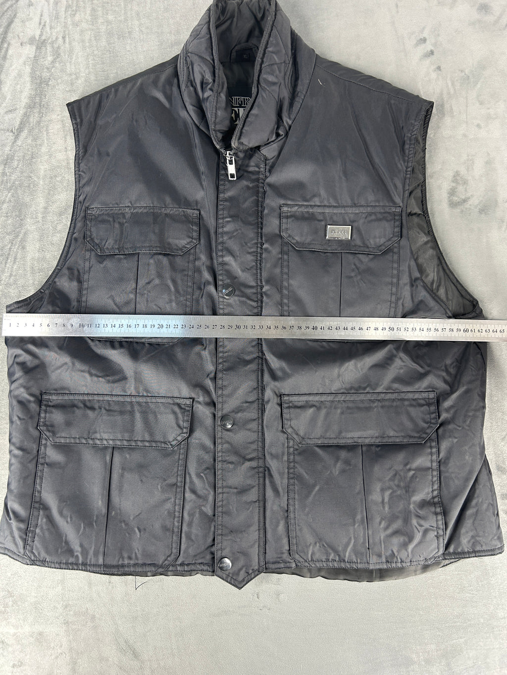 Gilet smanicato imbottito Gianfranco Ferré nero – Uomo Taglia L