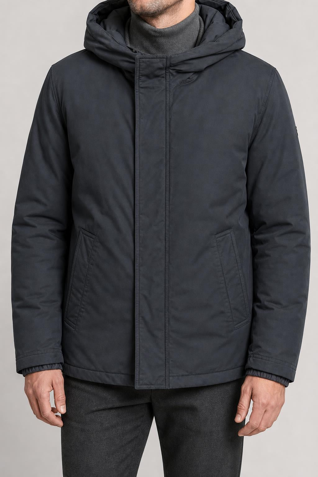 Giubbotto imbottito Woolrich grigio scuro con cappuccio – Uomo Taglia L