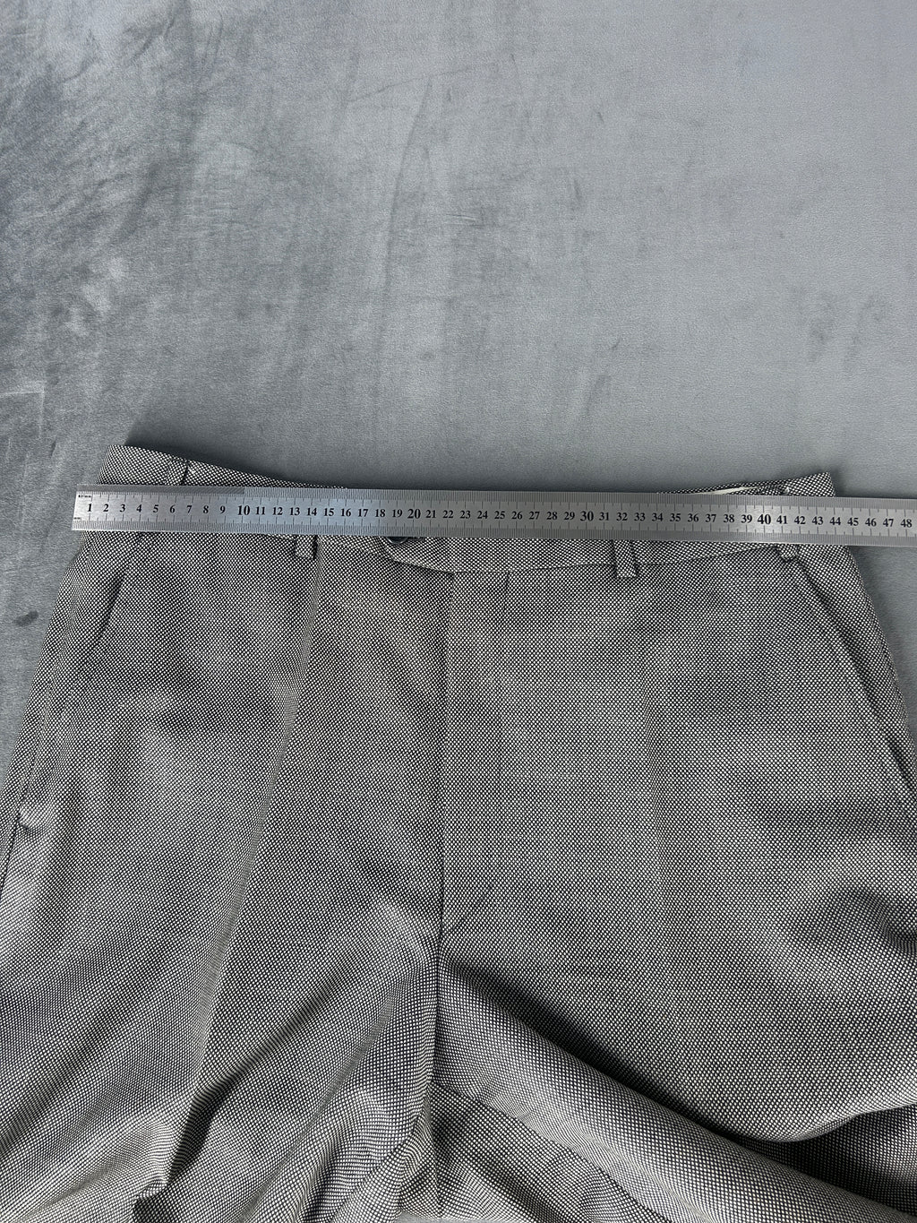 Abito completo Aquascutum grigio in lana – Uomo Taglia L
