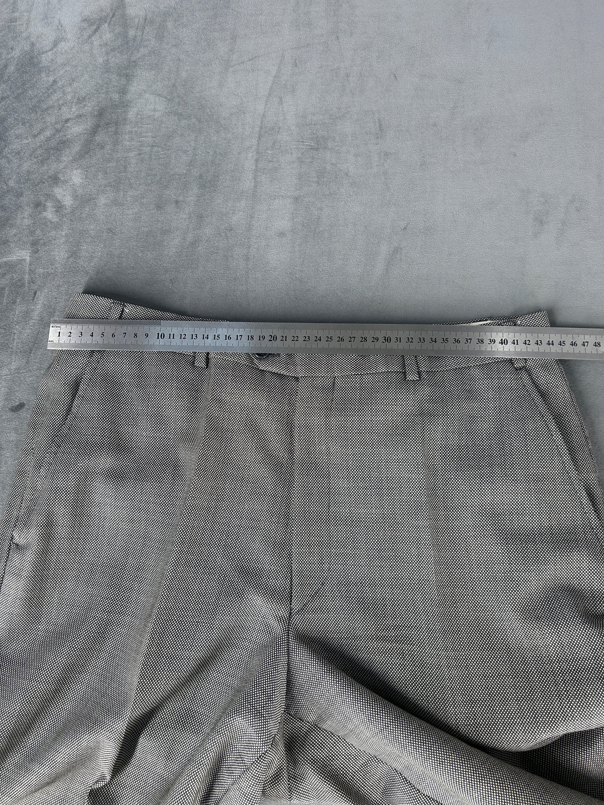 Abito completo Aquascutum grigio in lana – Uomo Taglia L