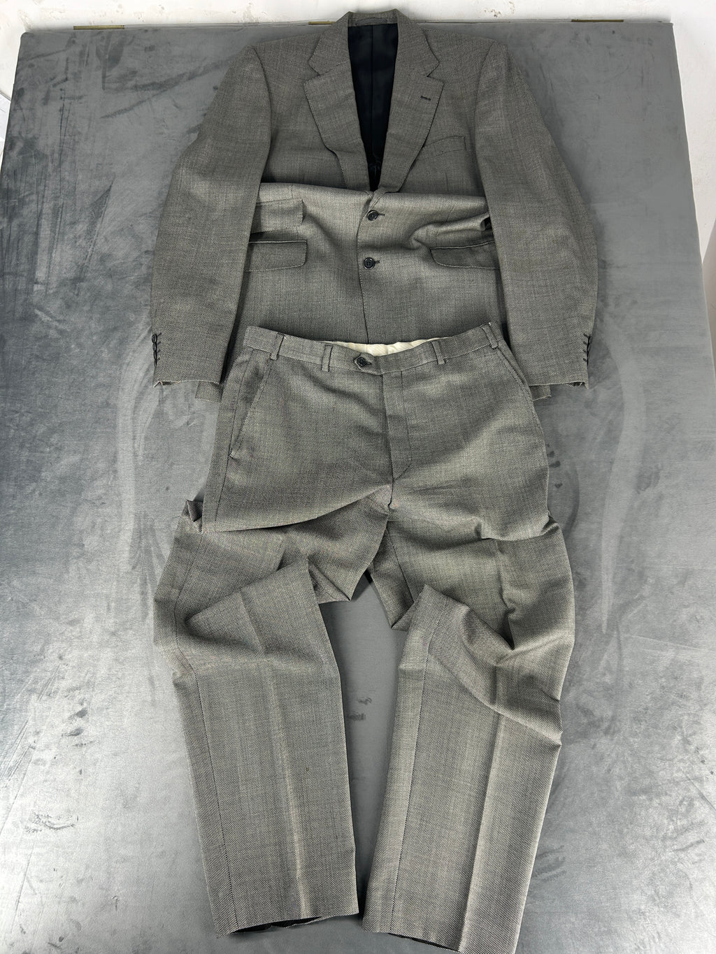 Abito completo Aquascutum grigio in lana – Uomo Taglia L