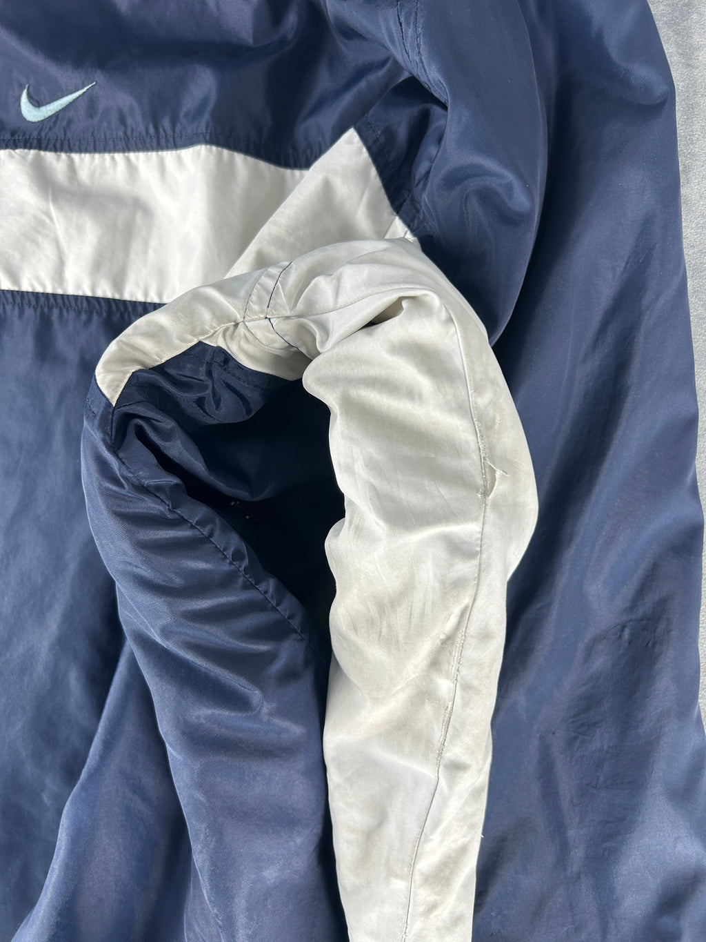 Giacca a vento Nike vintage blu e bianca – Uomo Taglia L