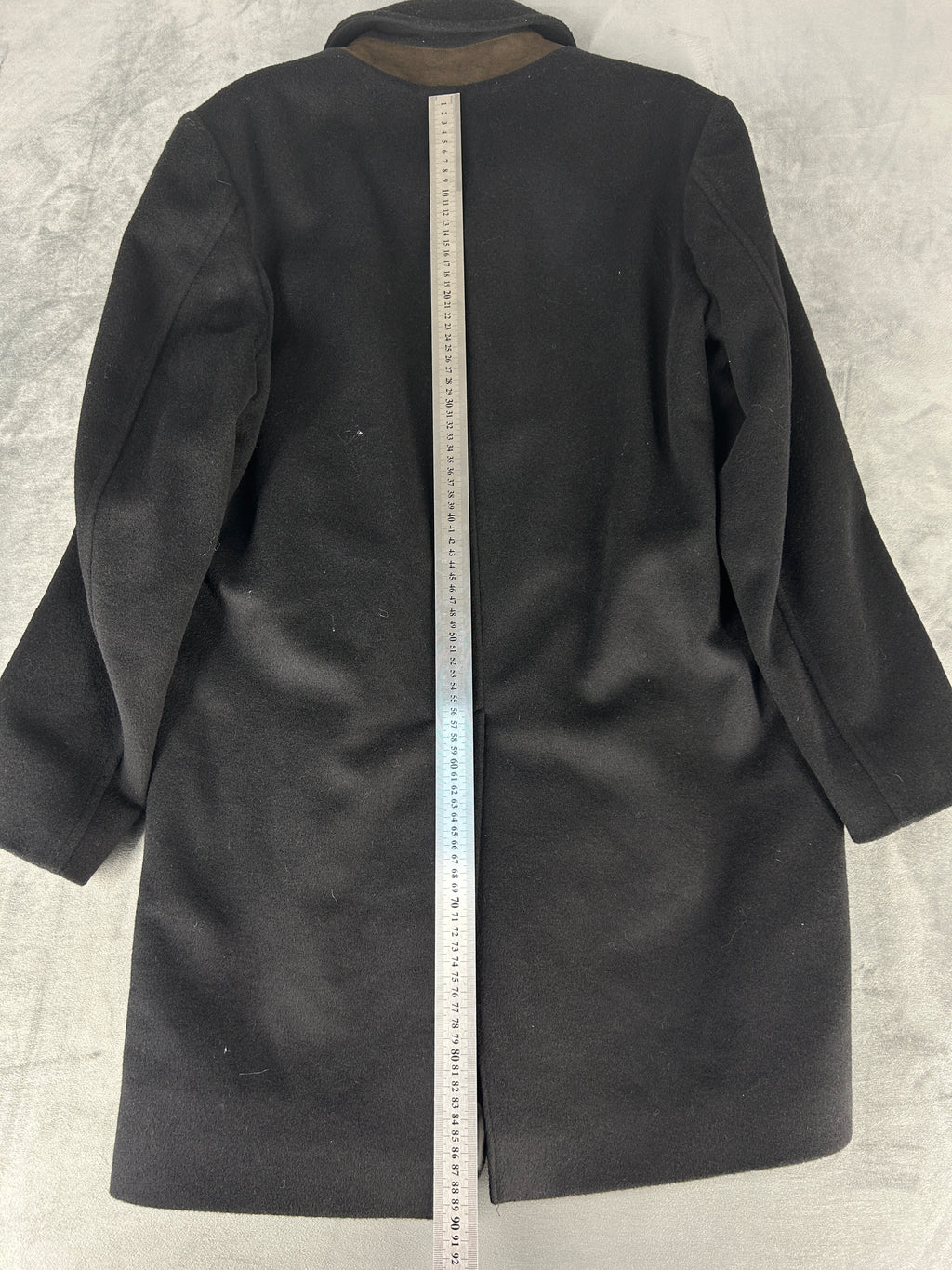 Cappotto Massimo Dutti nero doppiopetto in lana – Uomo Taglia M (IT 46)