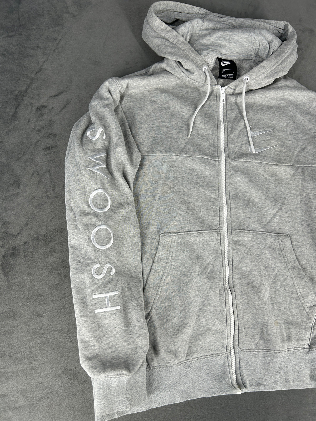 Felpa full-zip Nike Swoosh grigia – Uomo Taglia L
