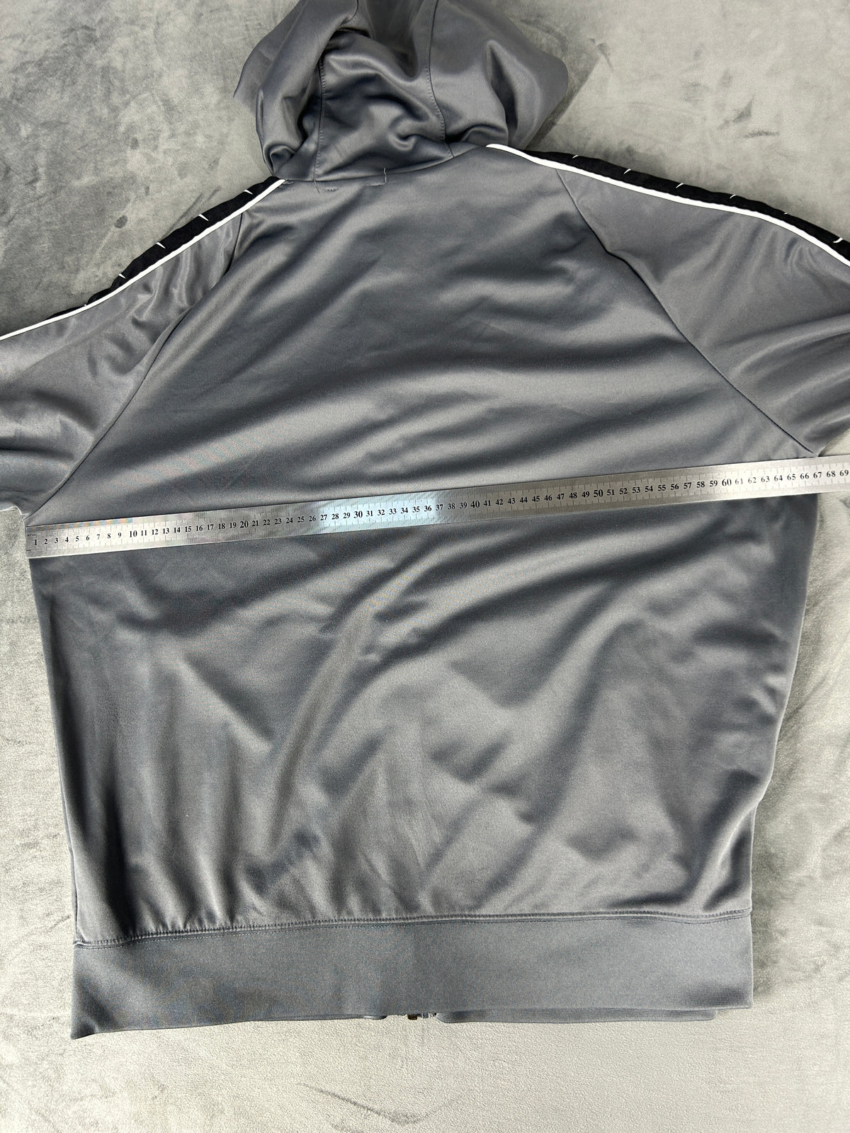 Felpa full-zip Nike grigia con cappuccio – Uomo Taglia L