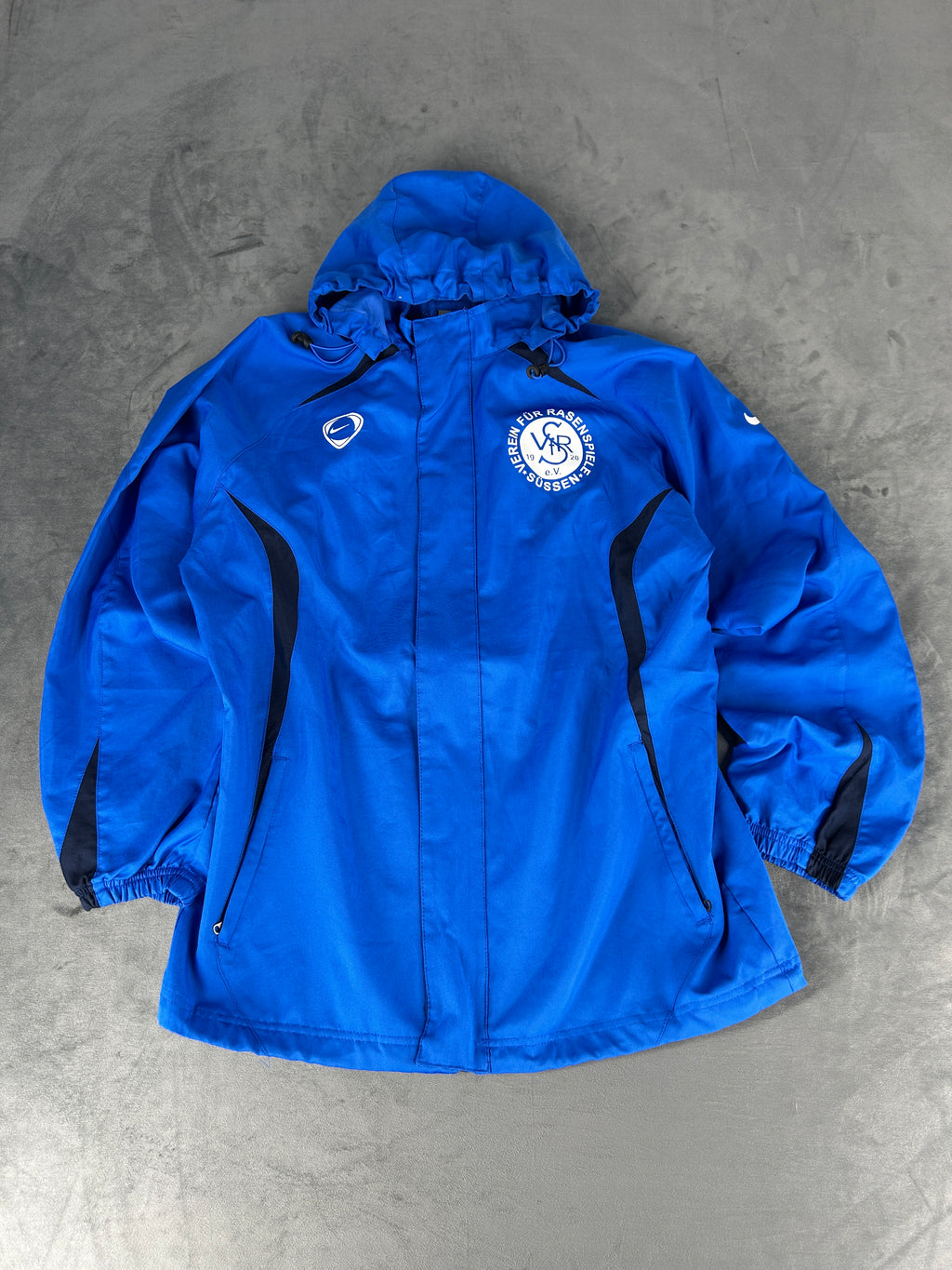 Giacca a vento Nike blu royal con cappuccio – Uomo Taglia S