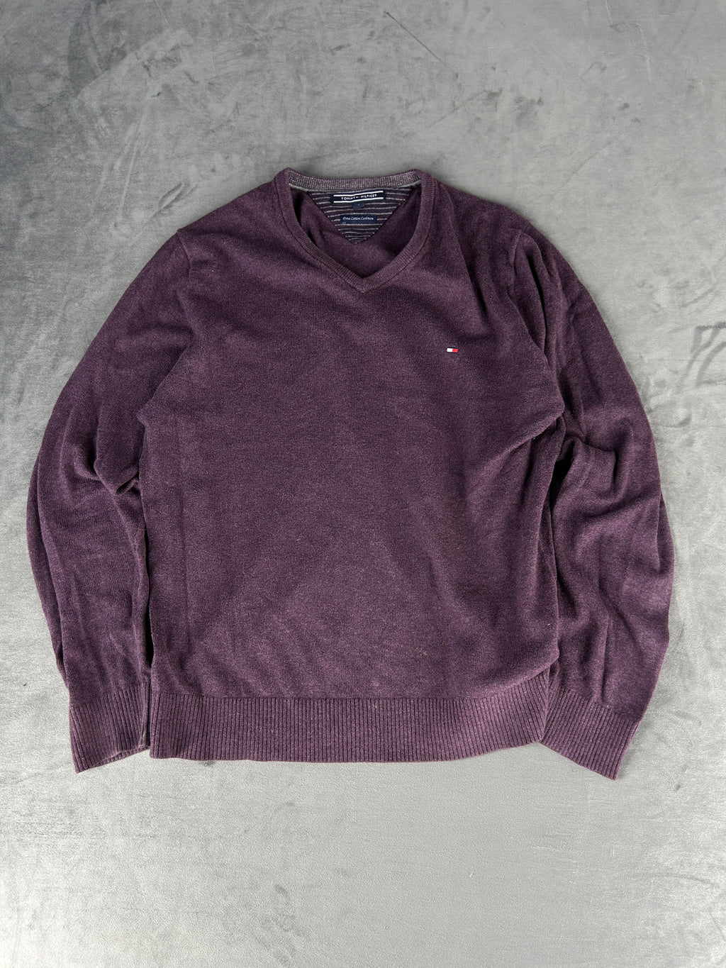 Maglione Tommy Hilfiger scollo a V viola misto cachemire – Uomo Taglia L