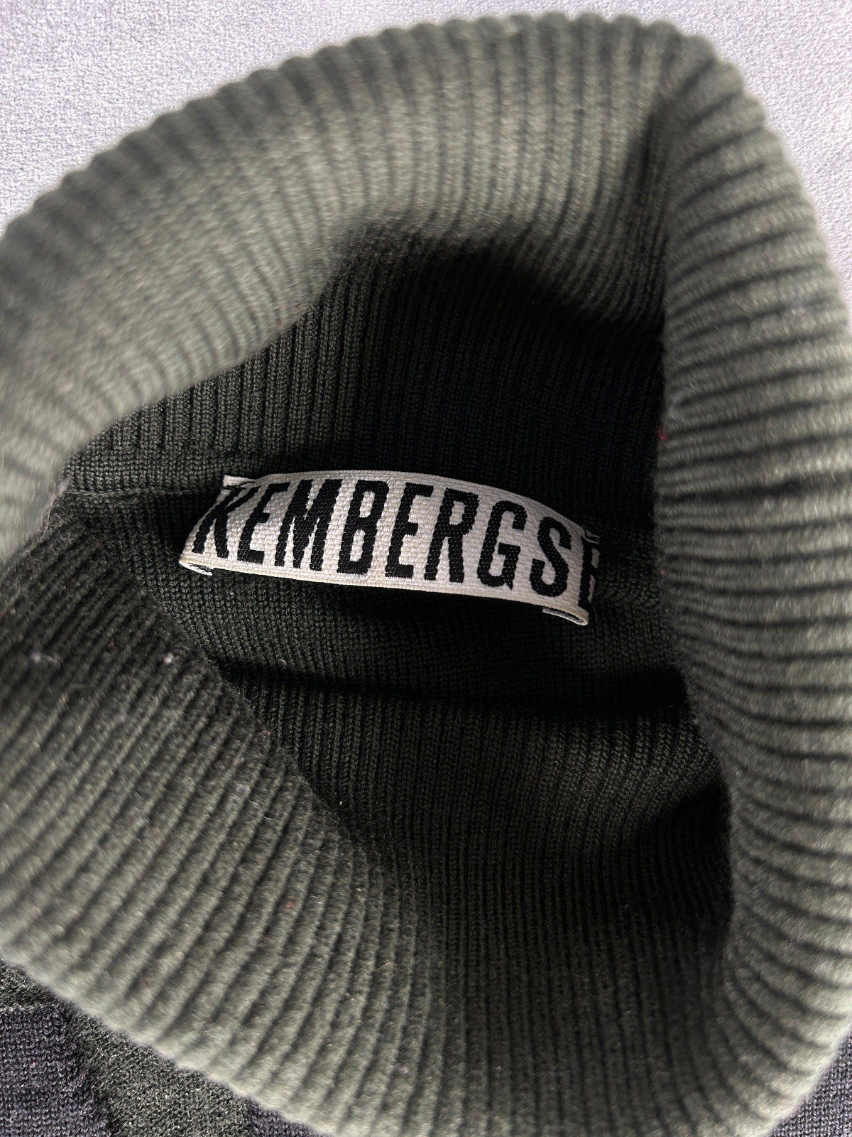 Dolcevita Bikkembergs verde militare in lana con logo – Uomo Taglia M