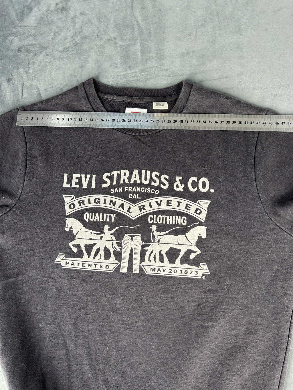 Felpa girocollo Levi's nera stampa logo vintage – Uomo Taglia L