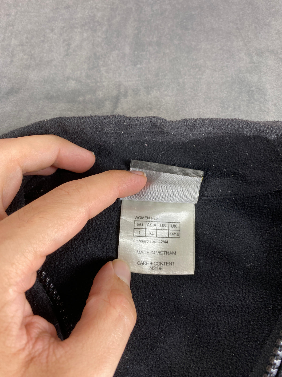 Felpa in pile Jack Wolfskin nera full-zip – Donna Taglia XL