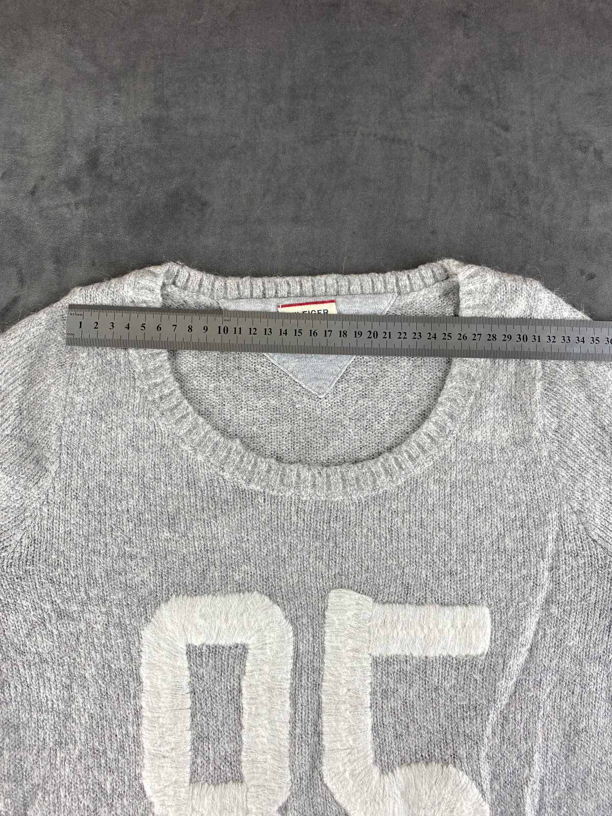 Maglione Tommy Hilfiger Denim grigio 85 scollo a V – Donna Taglia S