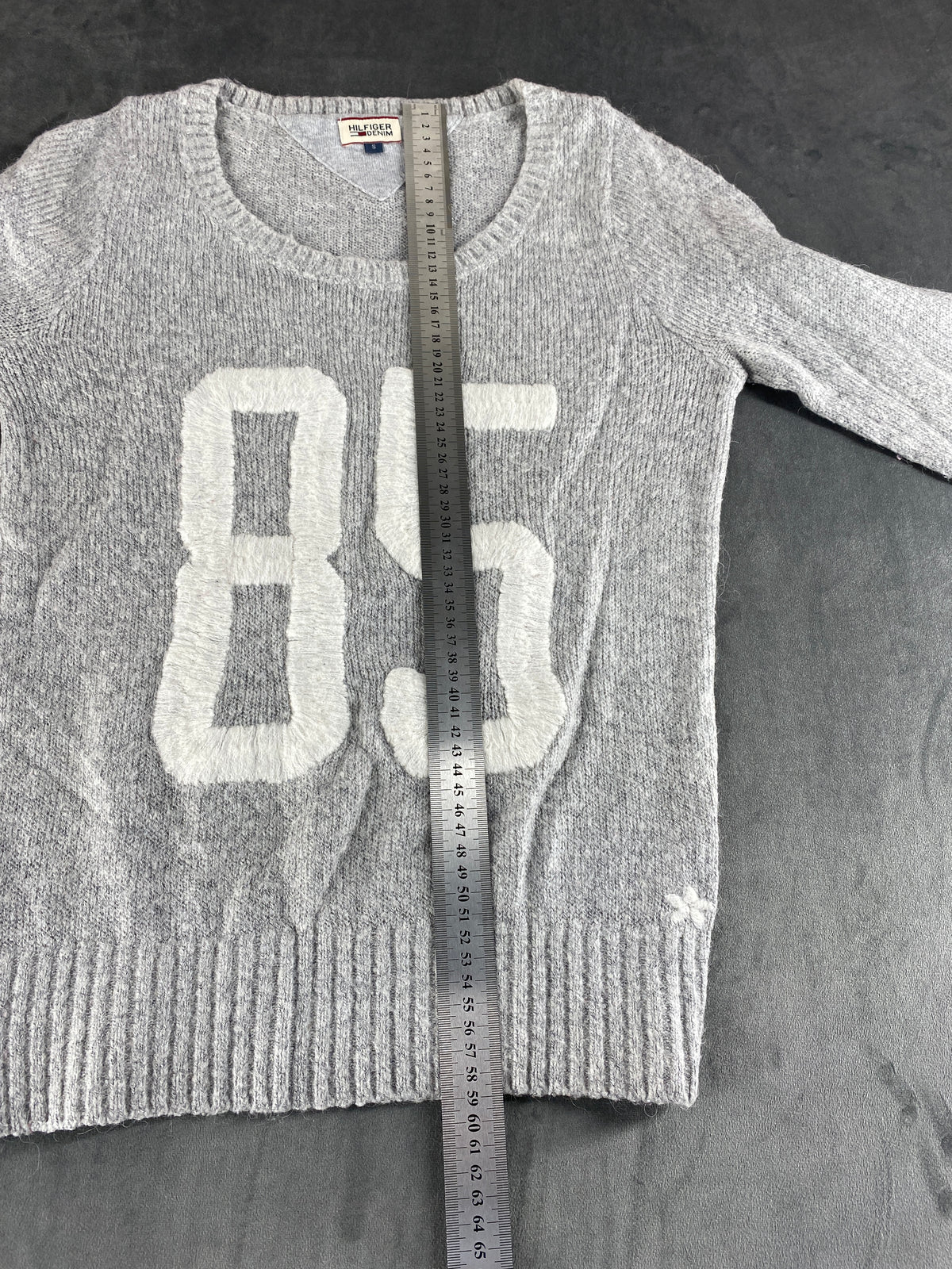 Maglione Tommy Hilfiger Denim grigio 85 scollo a V – Donna Taglia S