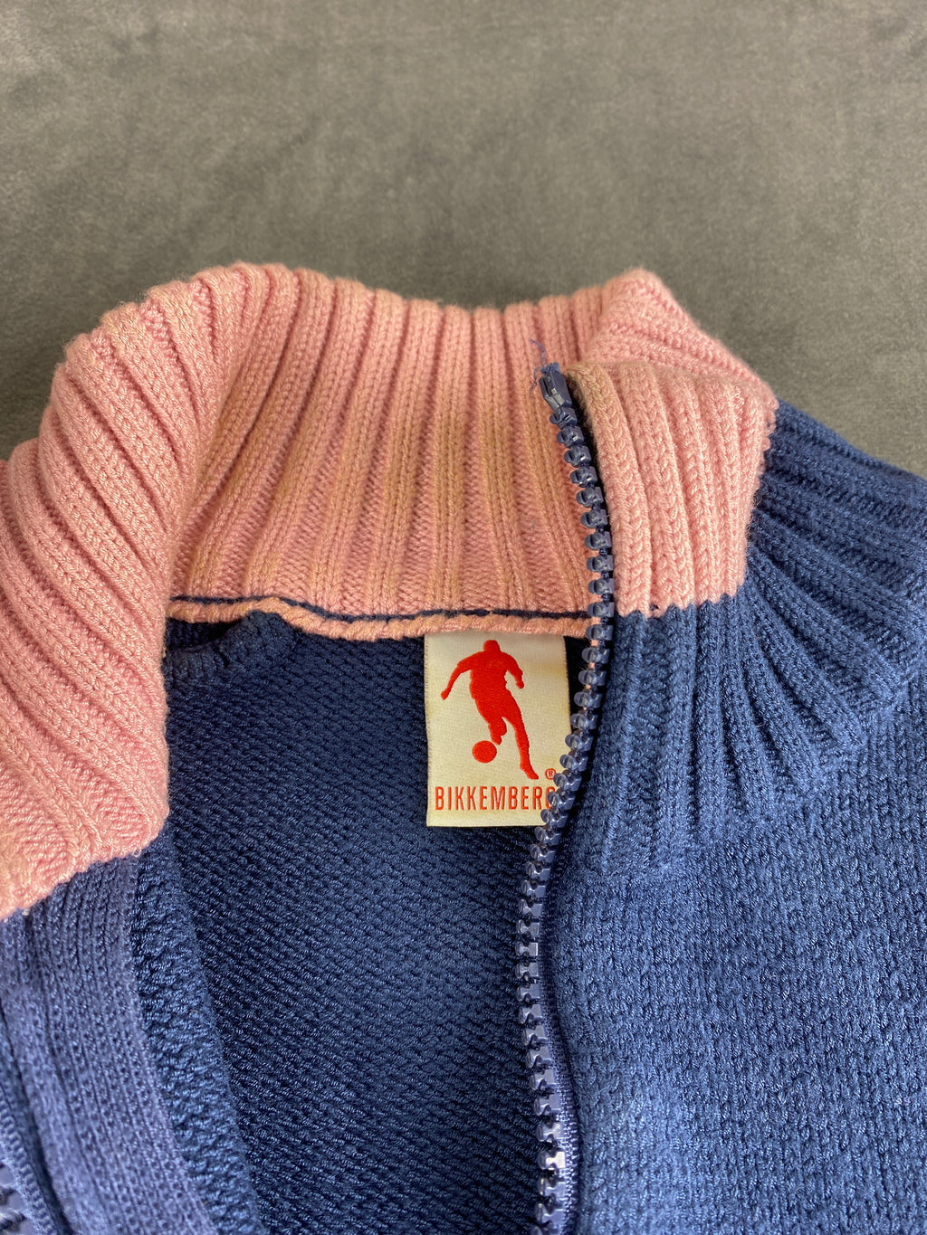 Maglione Bikkembergs Playmaker blu e rosa half-zip – Donna Taglia L